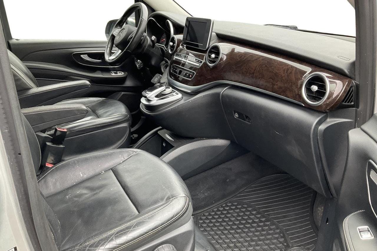 Mercedes V 250 d W447 (190hk) - 262 860 km - Automatyczna - srebro - 2017