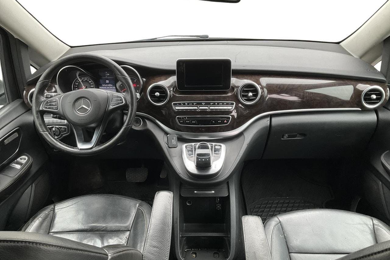 Mercedes V 250 d W447 (190hk) - 262 860 km - Automatyczna - srebro - 2017