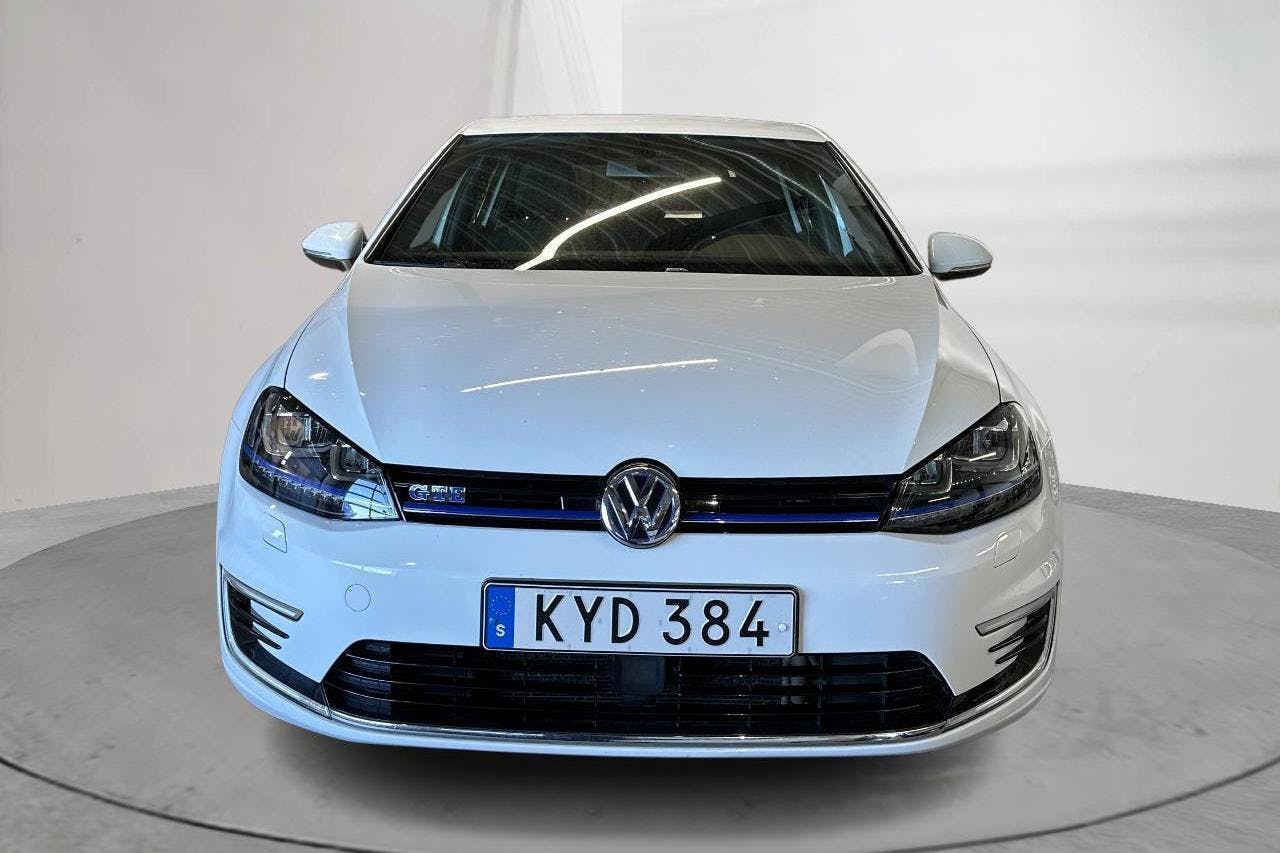 VW Golf VII 1.4 Plug-in-Hybrid 5dr (204hk) - 84 380 km - Automatic - white - 2016
