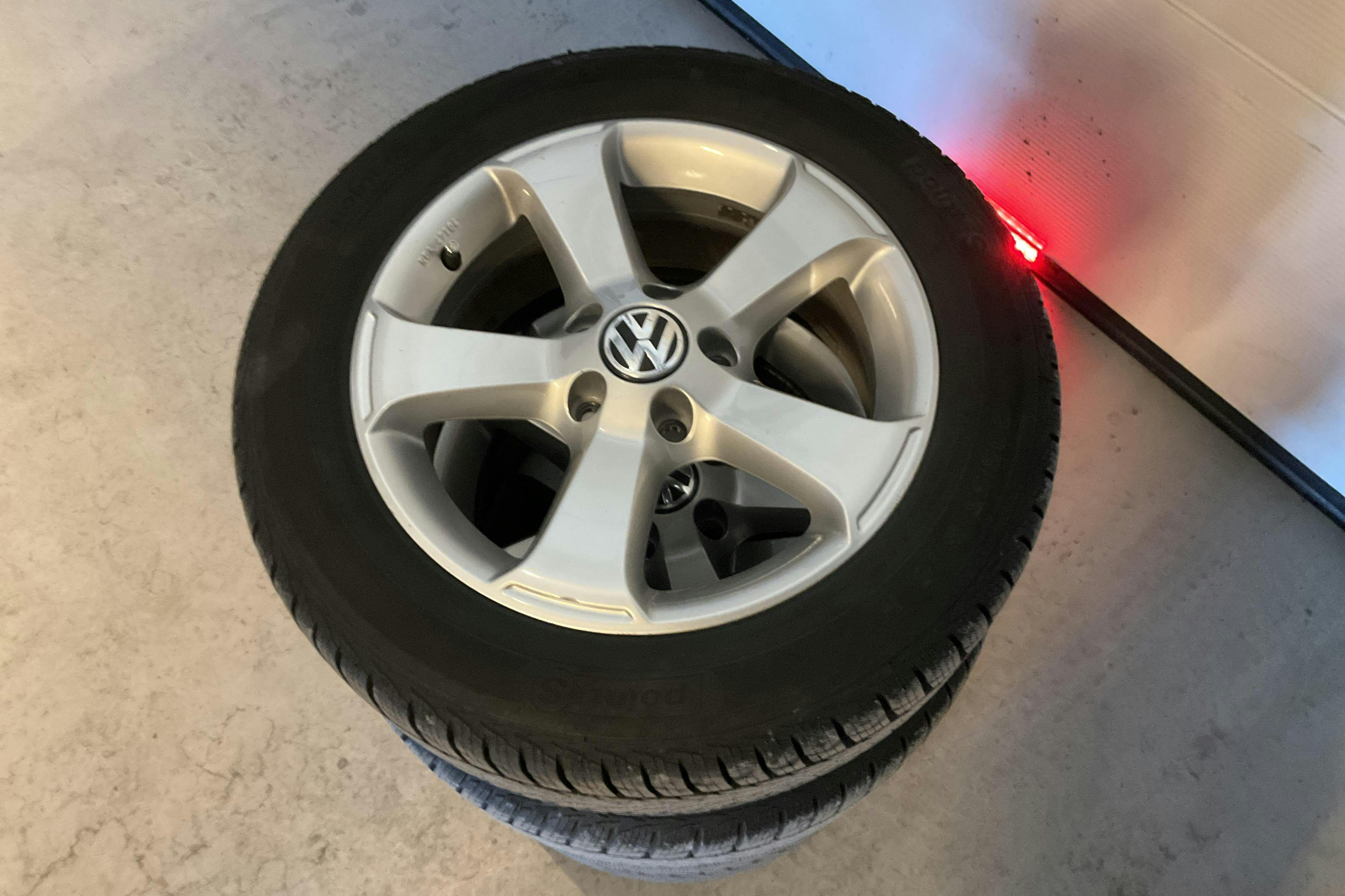 VW Golf VII 1.4 Plug-in-Hybrid 5dr (204hk) - 84 380 km - Automatic - white - 2016
