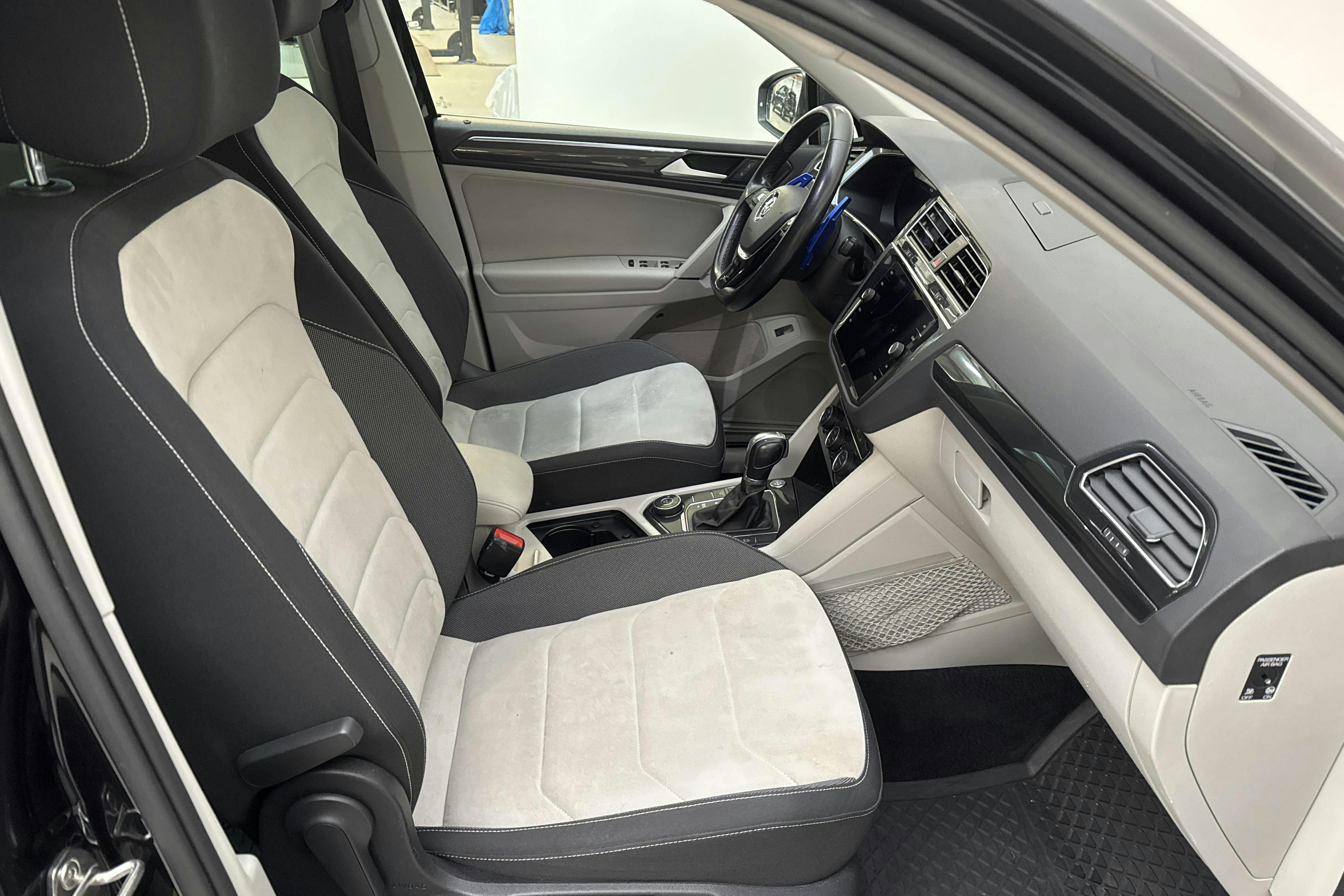 VW Tiguan 2.0 TDI 4MOTION (190hk) - 198 660 km - Automatic - black - 2018