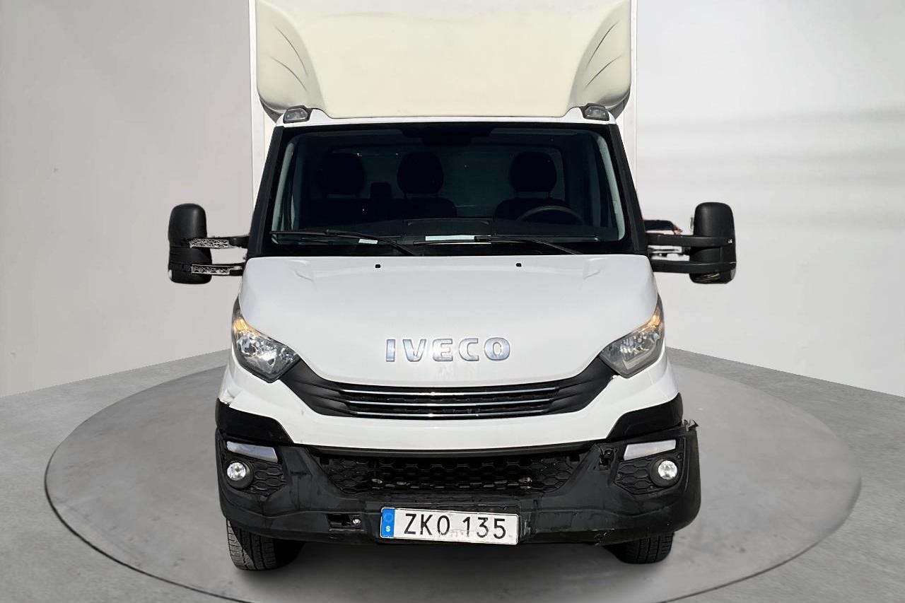 Iveco Daily 35 2.3 Volymskåp (156hk) - 21 253 mil - Automat - vit - 2018