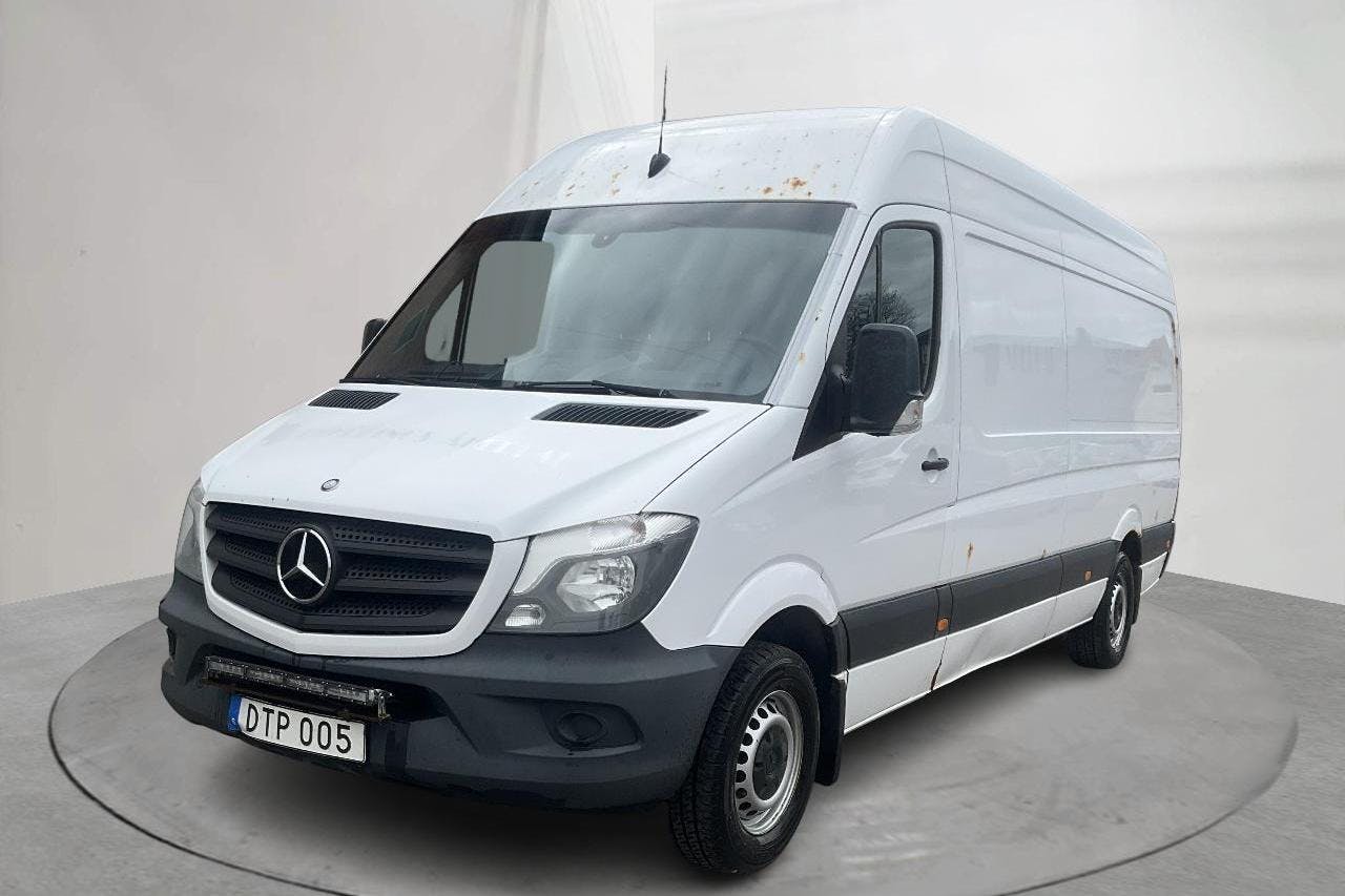 Mercedes Sprinter 316 CDI (163hk) - 323 500 km - Automaatne - valge - 2015