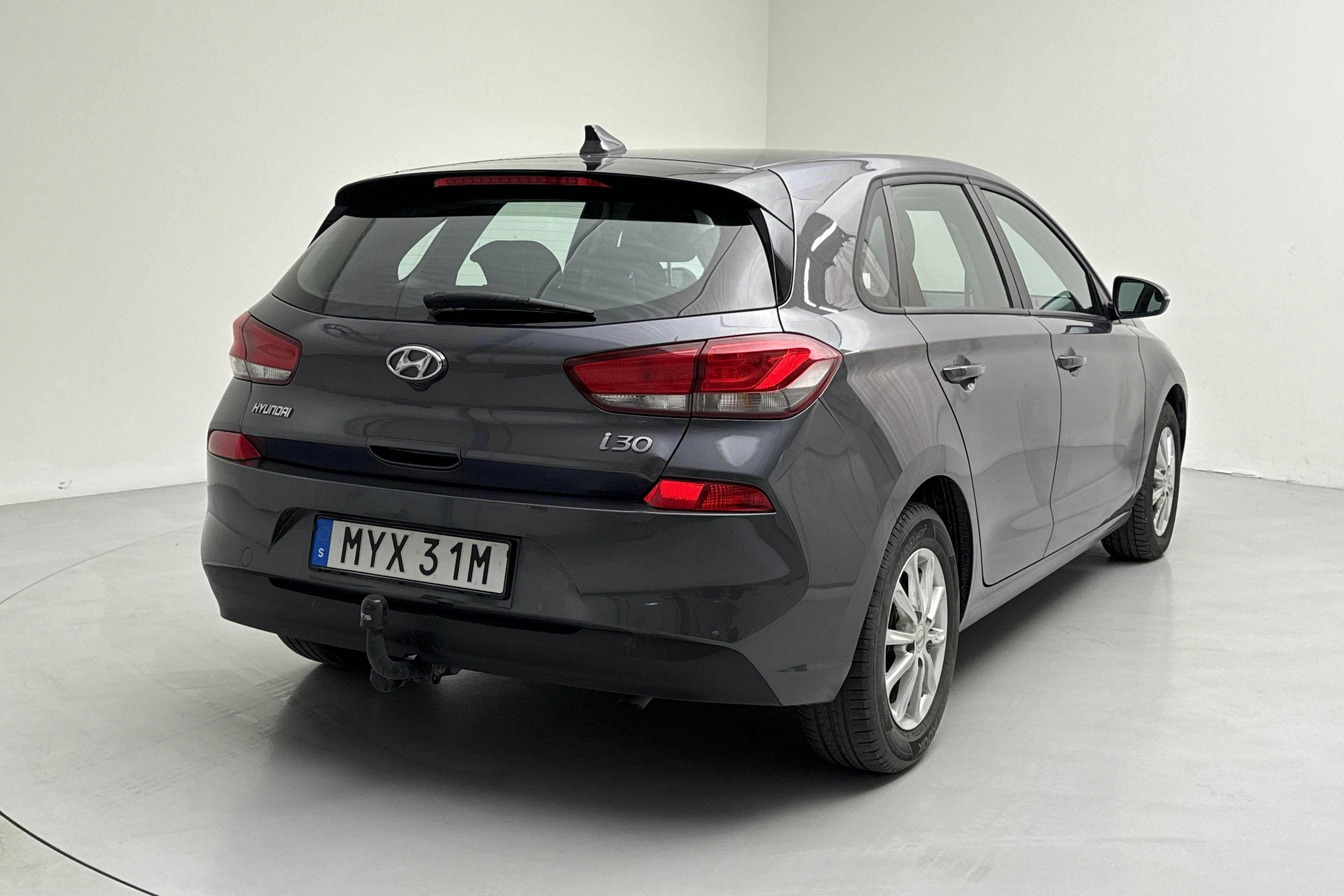 Hyundai i30 1.0 T-GDi 5dr (120hk) - 81 910 km - Manual - Dark Grey - 2020