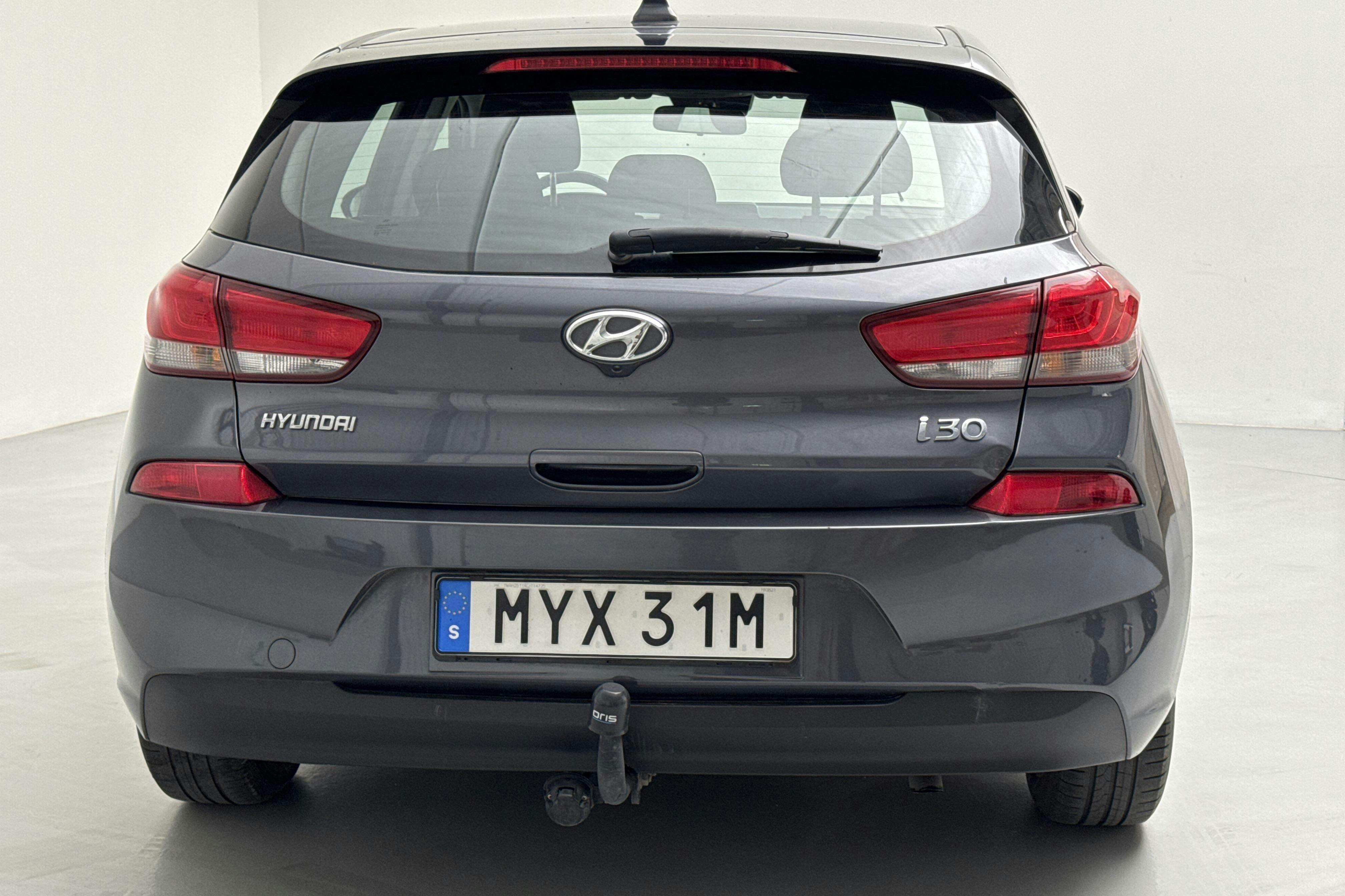 Hyundai i30 1.0 T-GDi 5dr (120hk) - 81 910 km - Manual - Dark Grey - 2020