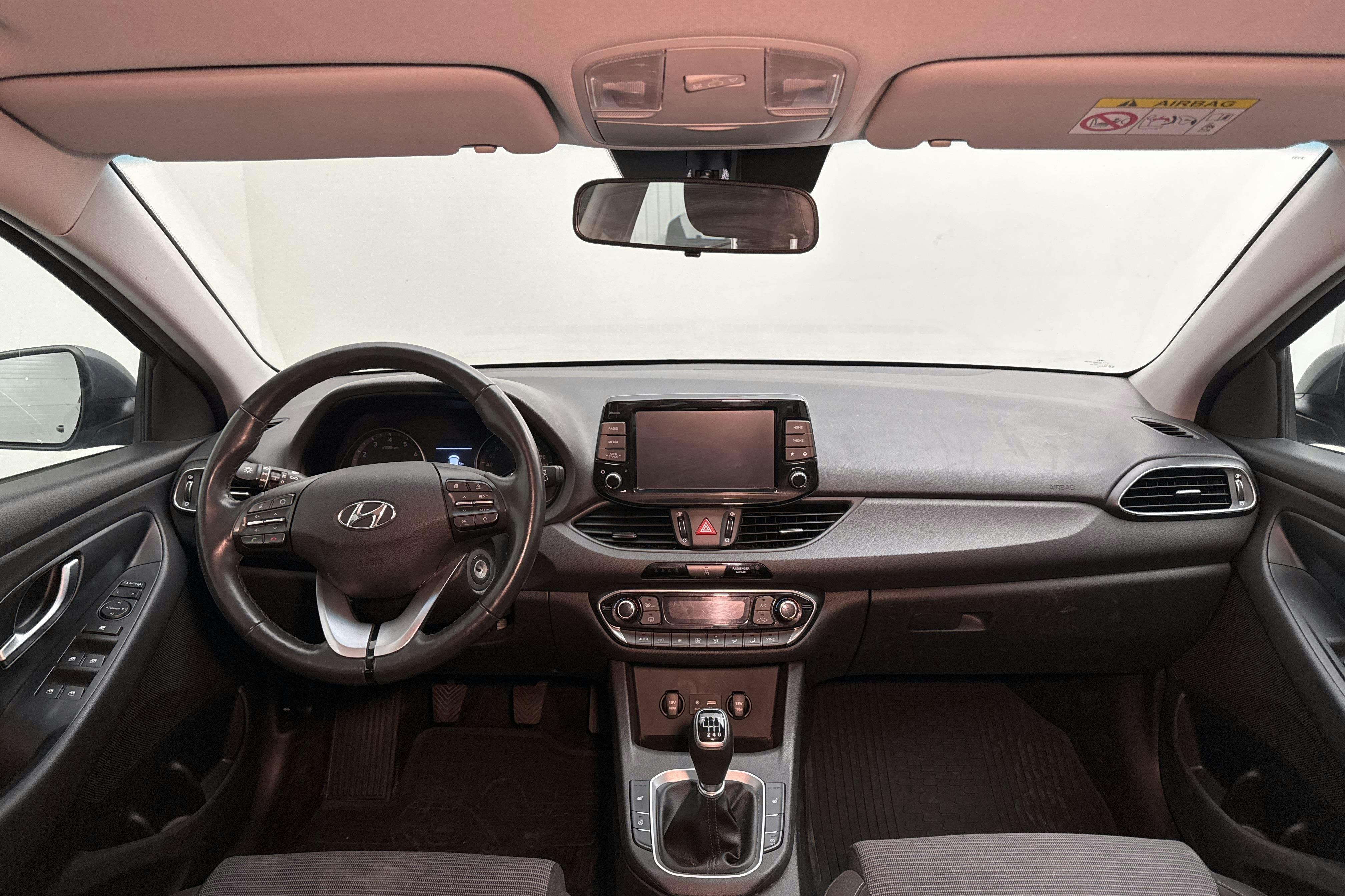Hyundai i30 1.0 T-GDi 5dr (120hk) - 81 910 km - Manual - Dark Grey - 2020