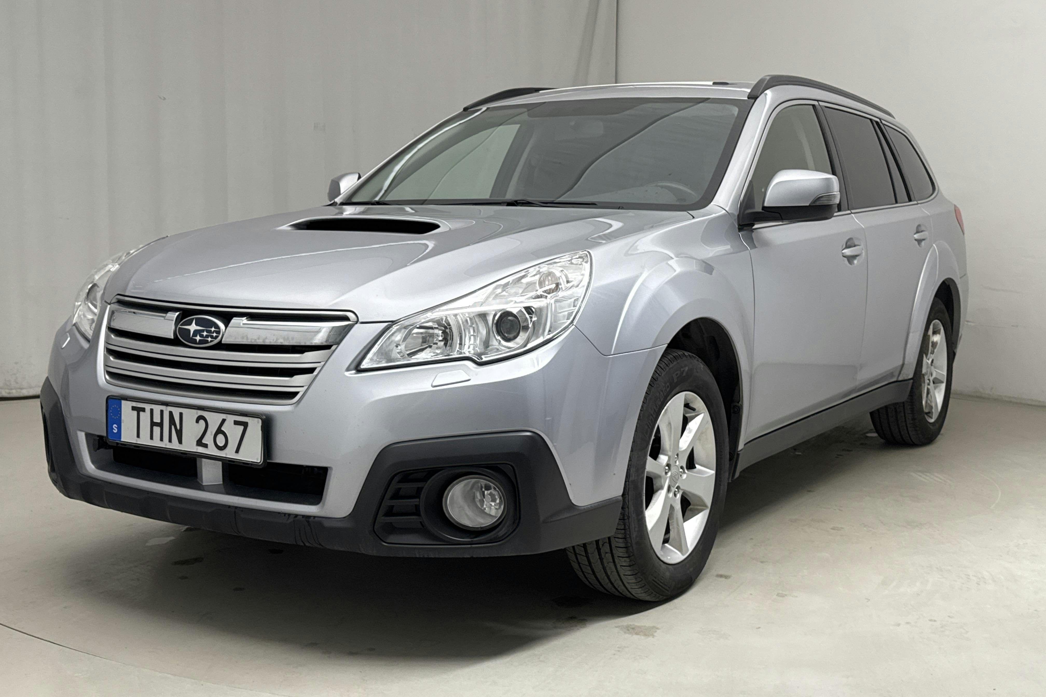 Subaru Outback 2.0D (150hk) - 247 030 km - Automaatne - hõbe - 2014