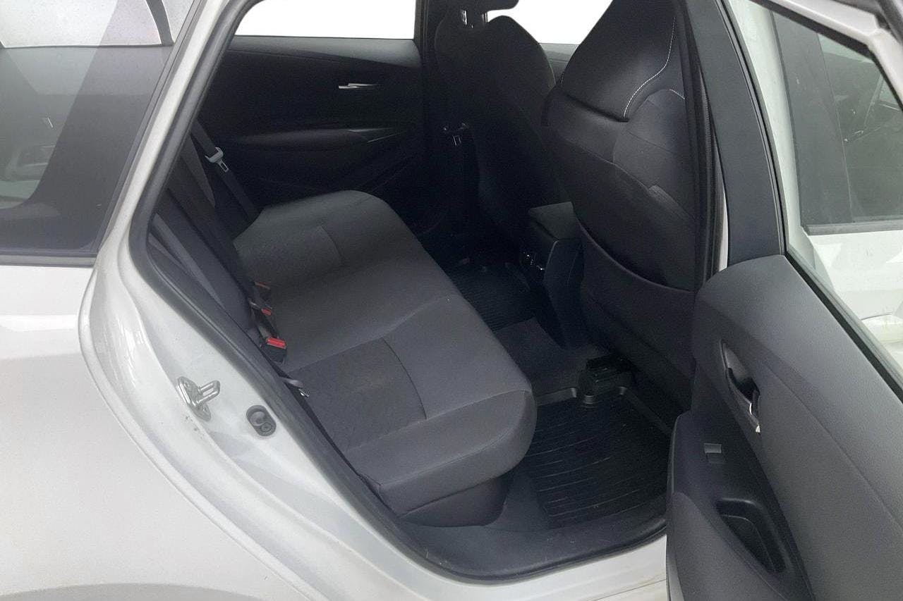 Toyota Corolla 1.8 Hybrid Touring Sports (122hk) - 202 280 km - Automaattinen - valkoinen - 2020