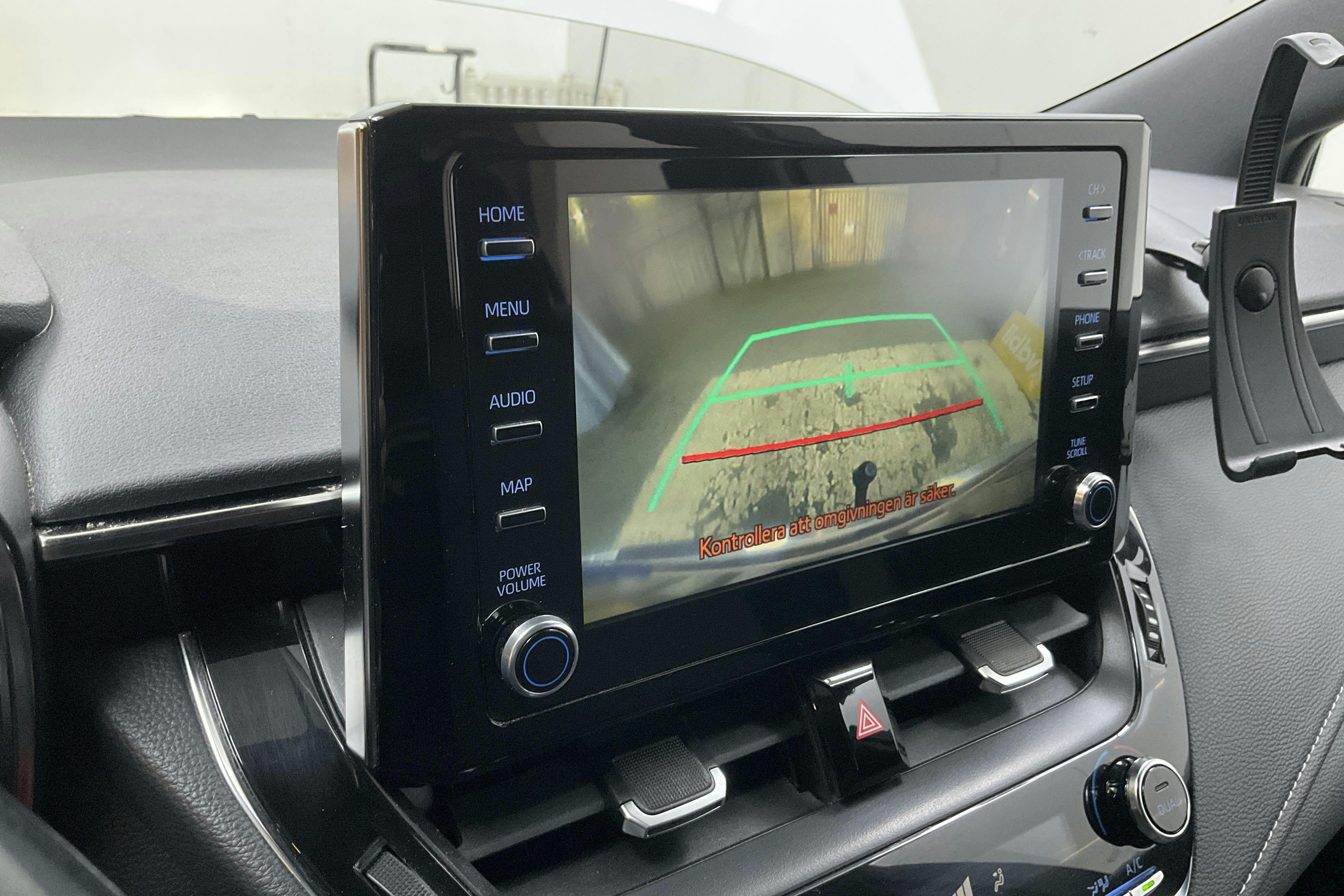 Toyota Corolla 1.8 Hybrid Touring Sports (122hk) - 202 280 km - Automaattinen - valkoinen - 2020
