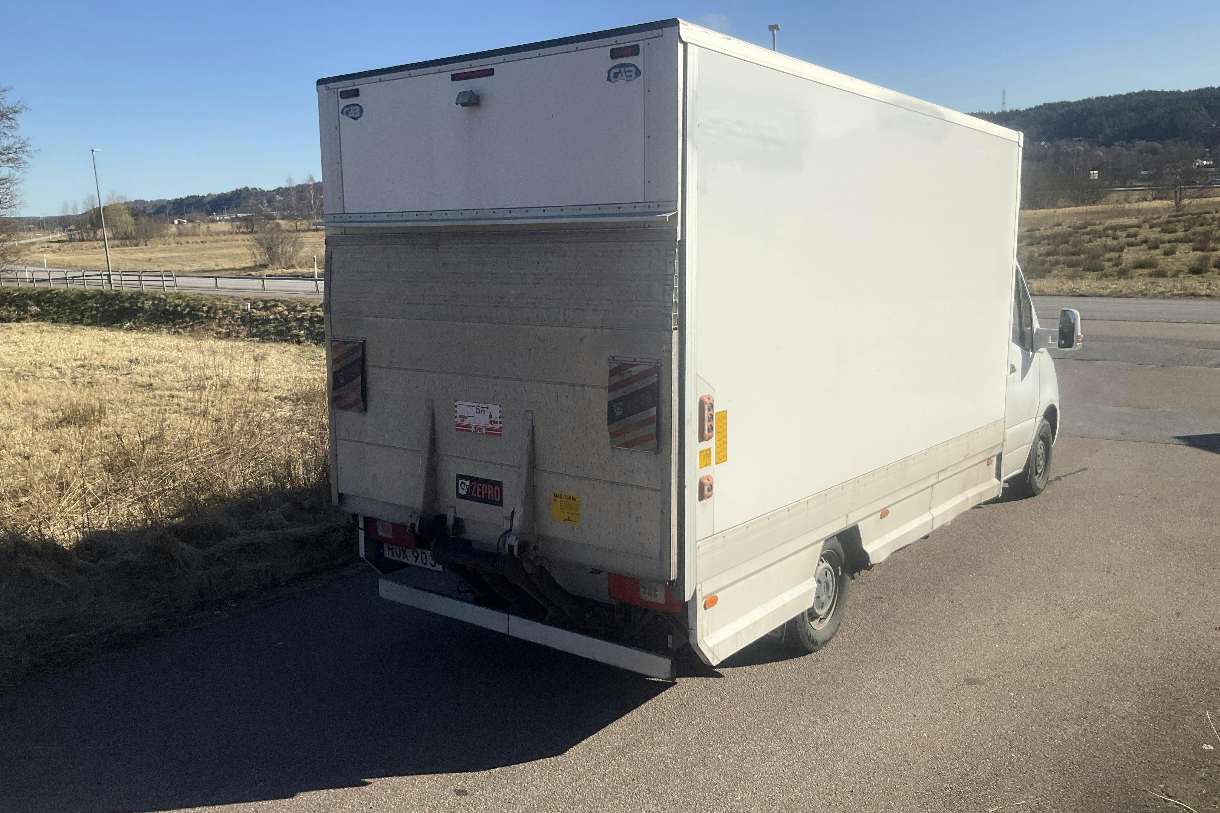 Mercedes Sprinter 319 CDI Volymskåp RWD (190hk) - 192 420 km - Automaatne - valge - 2019