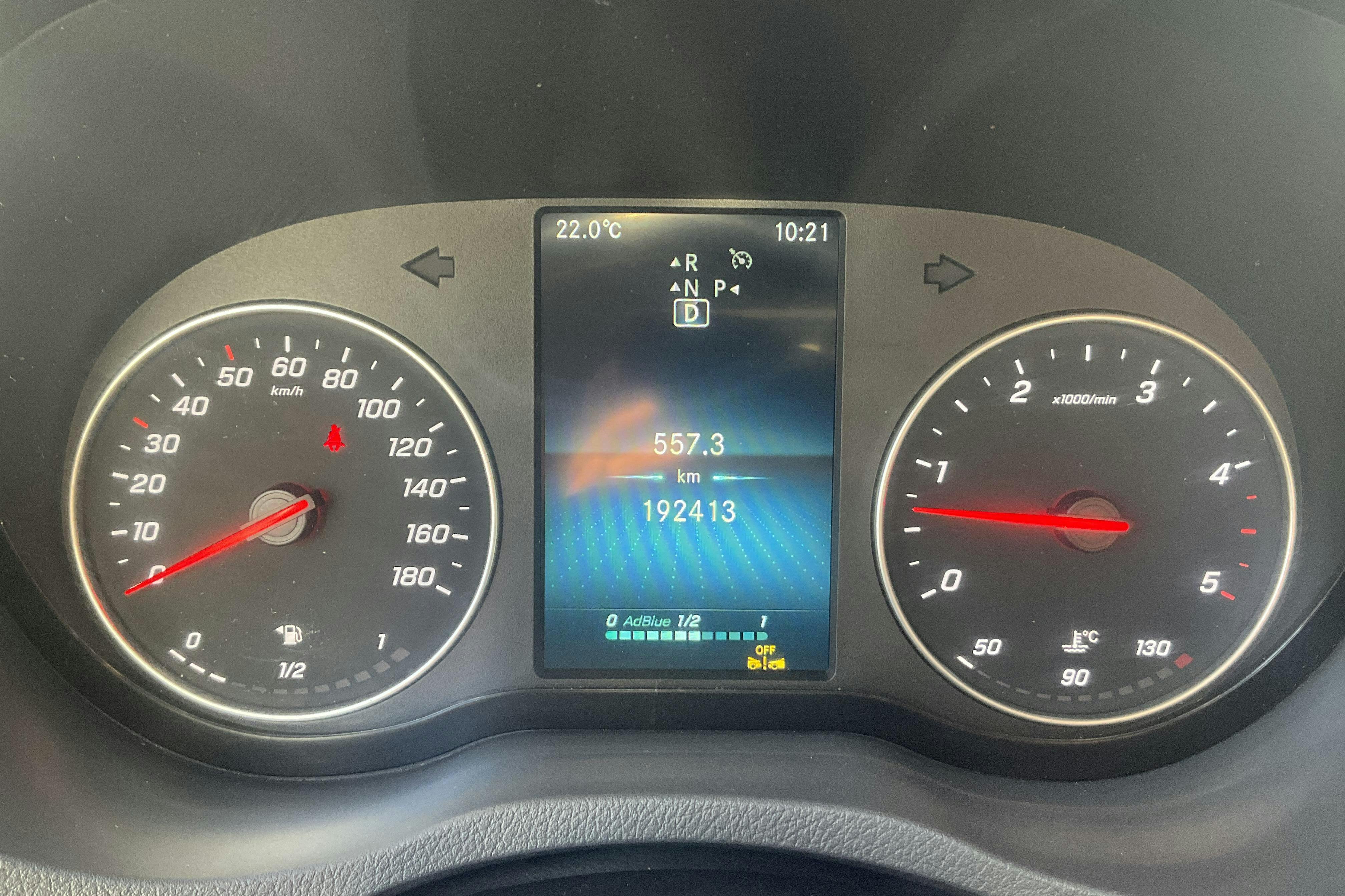Mercedes Sprinter 319 CDI Volymskåp RWD (190hk) - 192 420 km - Automaatne - valge - 2019