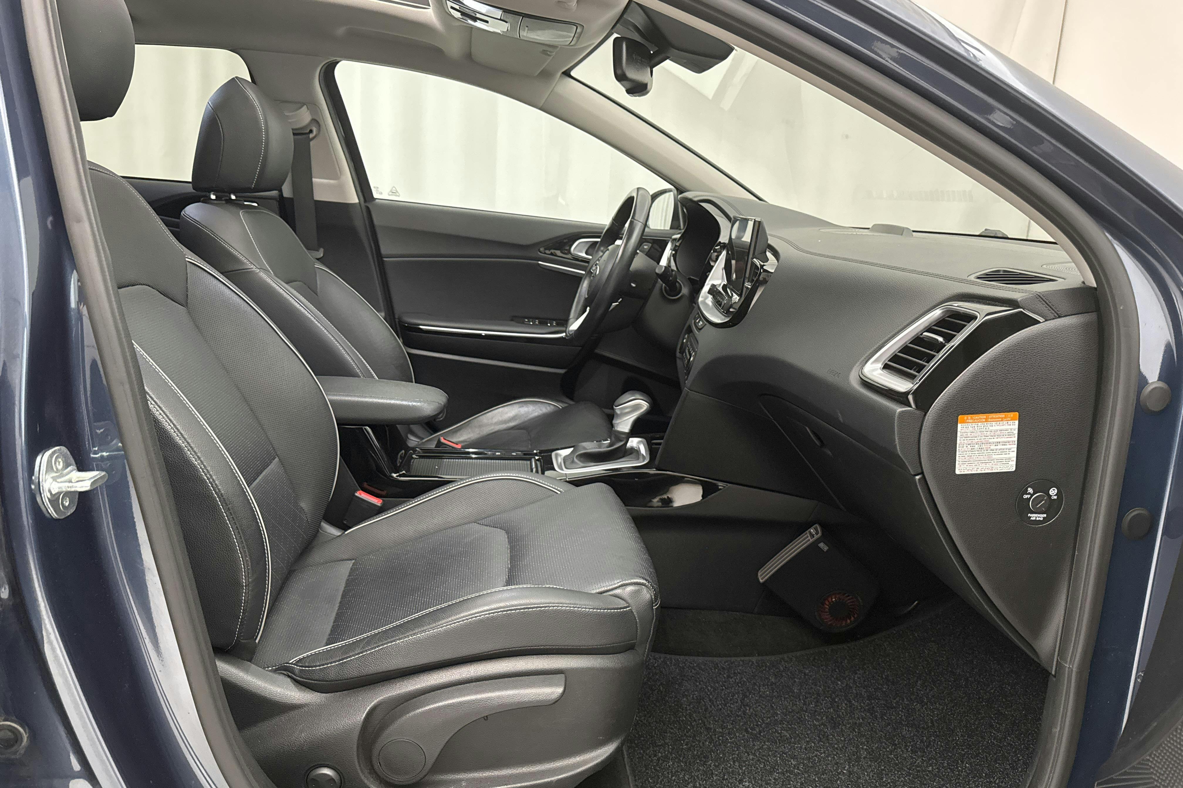 KIA Ceed 1.6 Plug-in Hybrid SW (141hk) - 77 030 km - Automaattinen - sininen - 2021