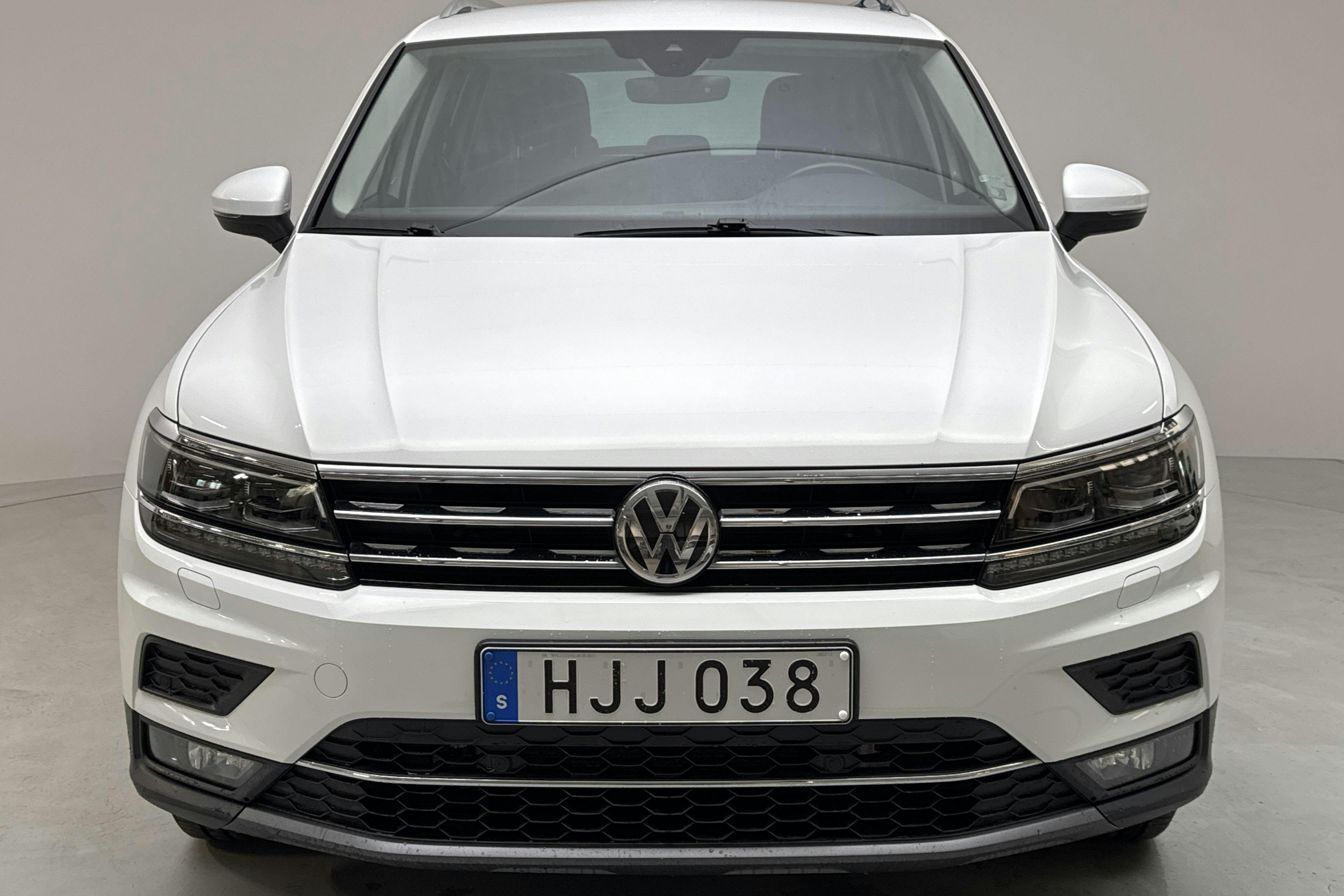 VW Tiguan 2.0 TDI 4MOTION (190hk) - 124 390 km - Automatic - white - 2018
