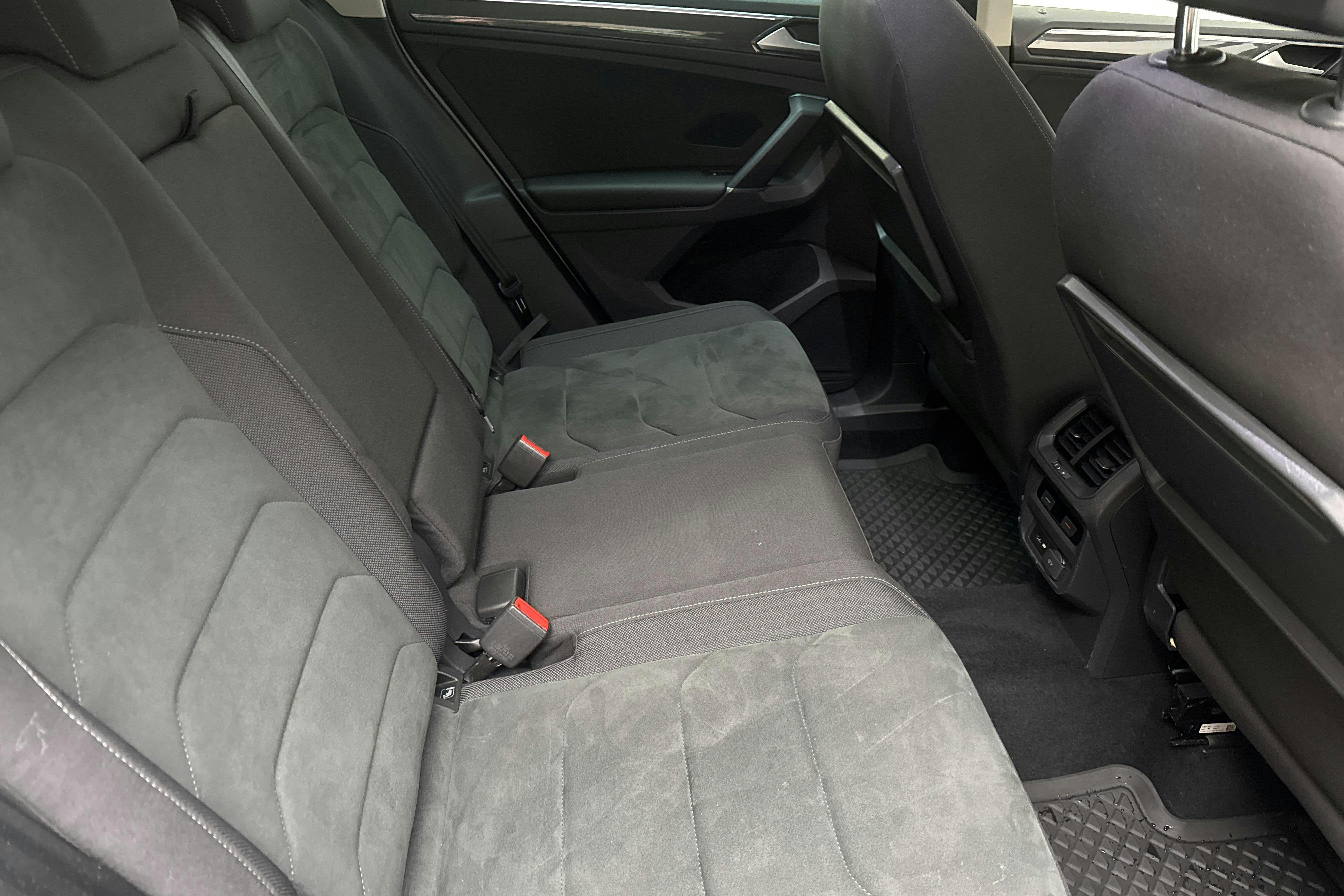 VW Tiguan 2.0 TDI 4MOTION (190hk) - 124 390 km - Automatic - white - 2018