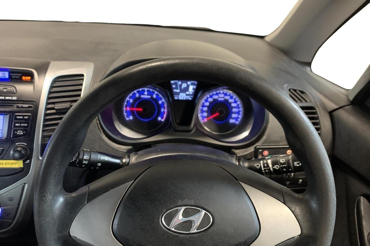 Hyundai ix20 1.6 (125hk) - 162 380 km - Automatyczna - biały - 2014