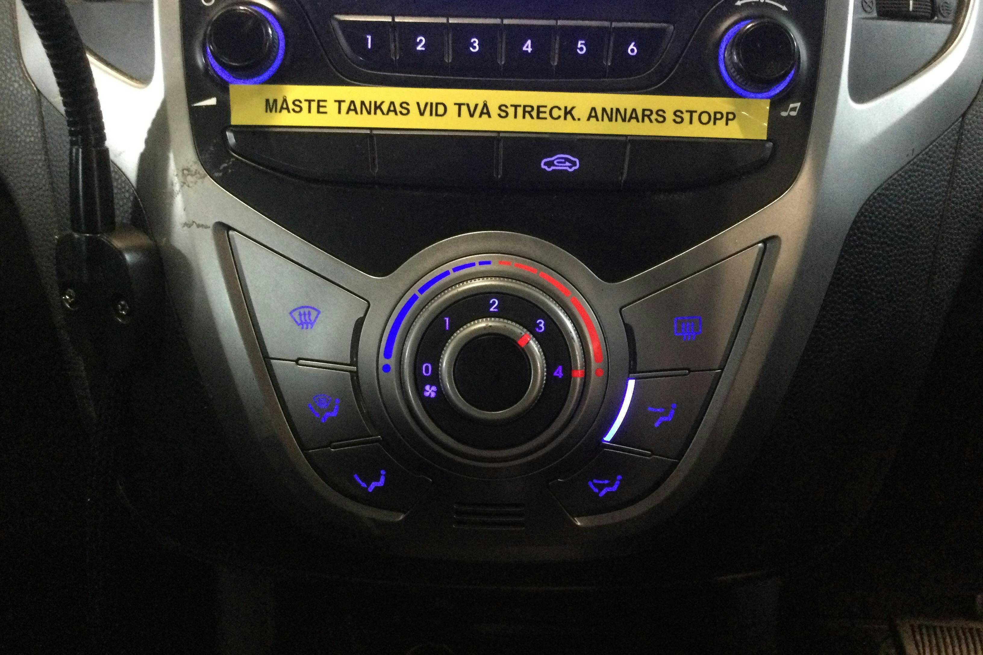 Hyundai ix20 1.6 (125hk) - 162 380 km - Automatyczna - biały - 2014
