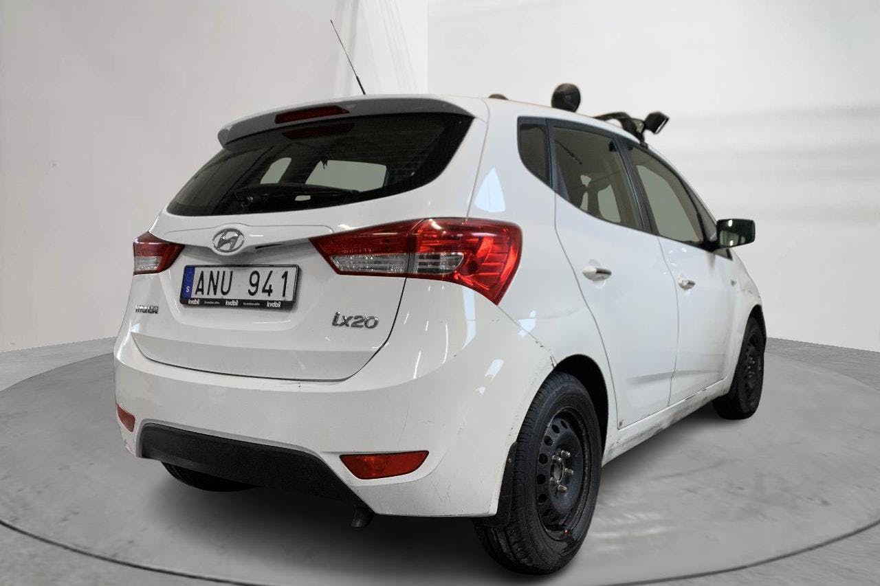 Hyundai ix20 1.6 (125hk) - 162 380 km - Automatyczna - biały - 2014