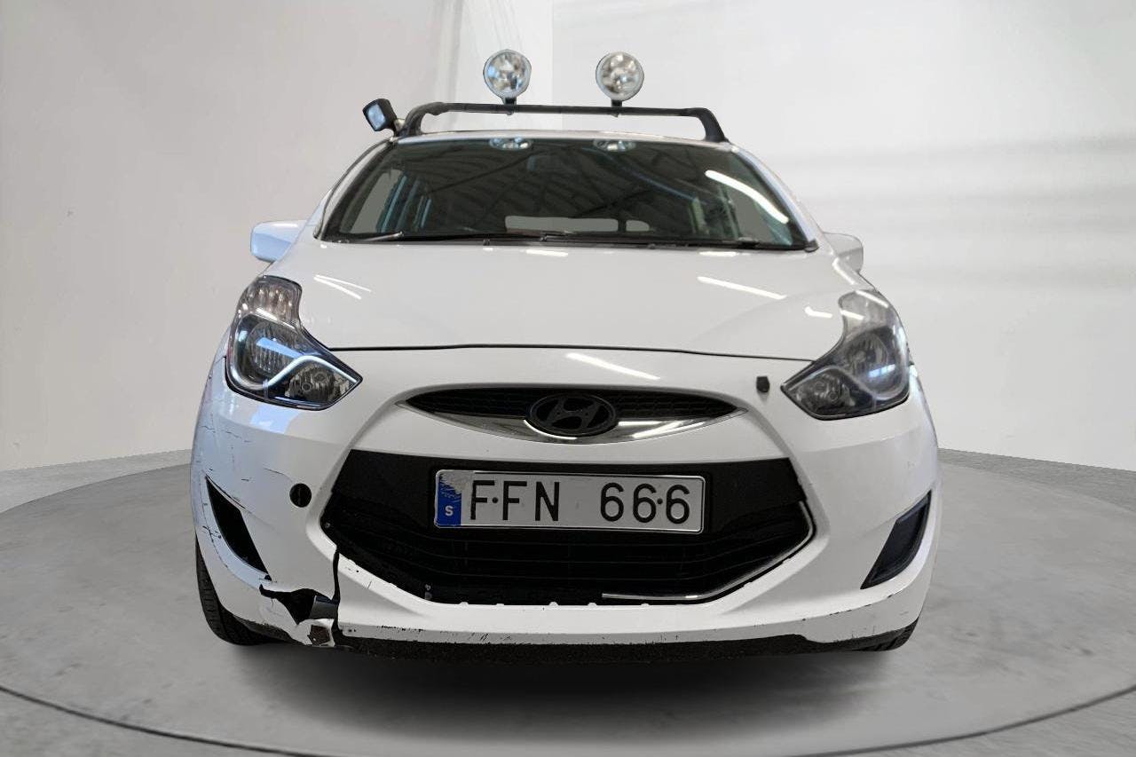 Hyundai ix20 1.6 (125hk) - 23 052 mil - Automat - vit - 2014