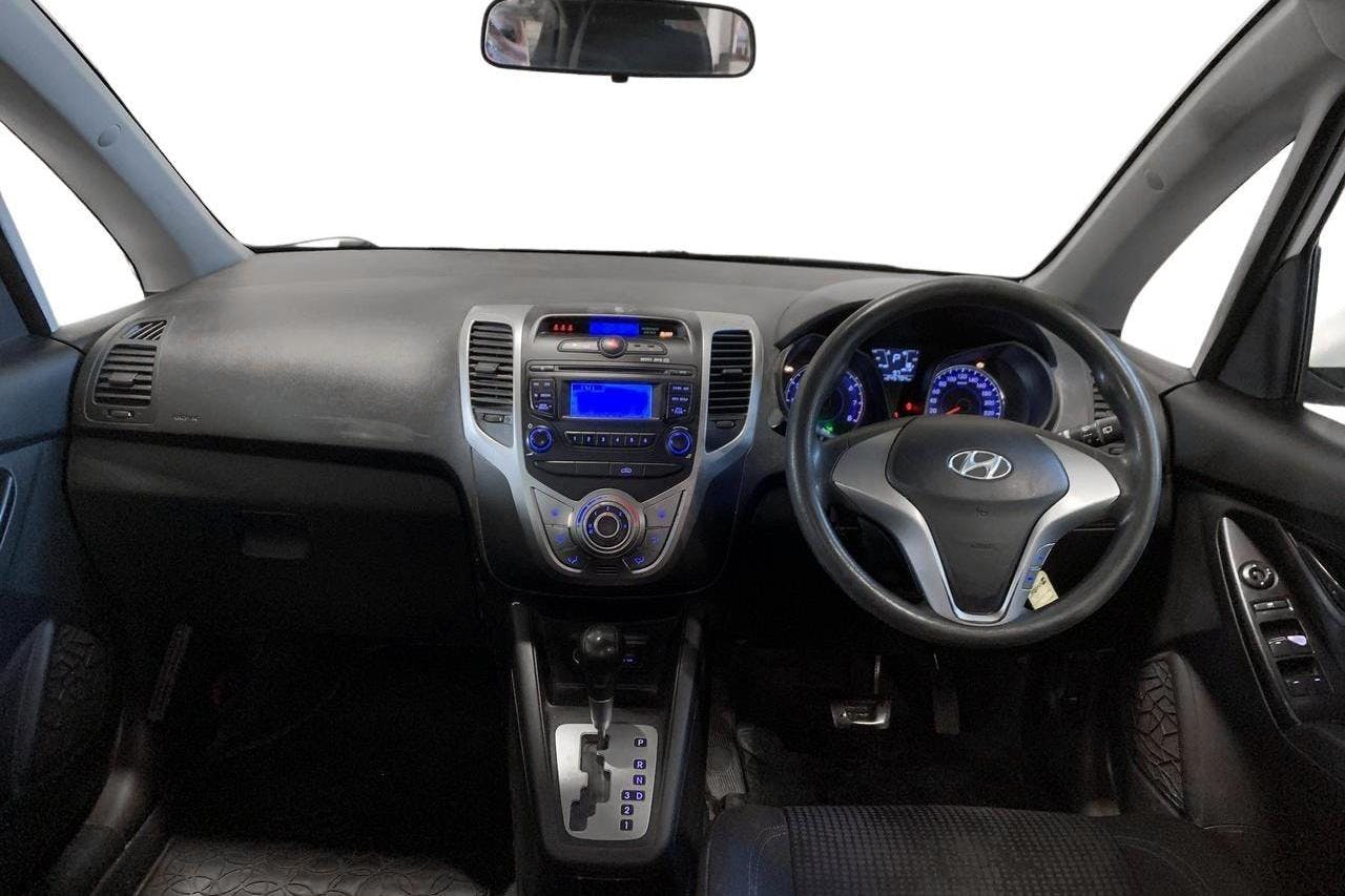 Hyundai ix20 1.6 (125hk) - 245 790 km - Automaatne - valge - 2014