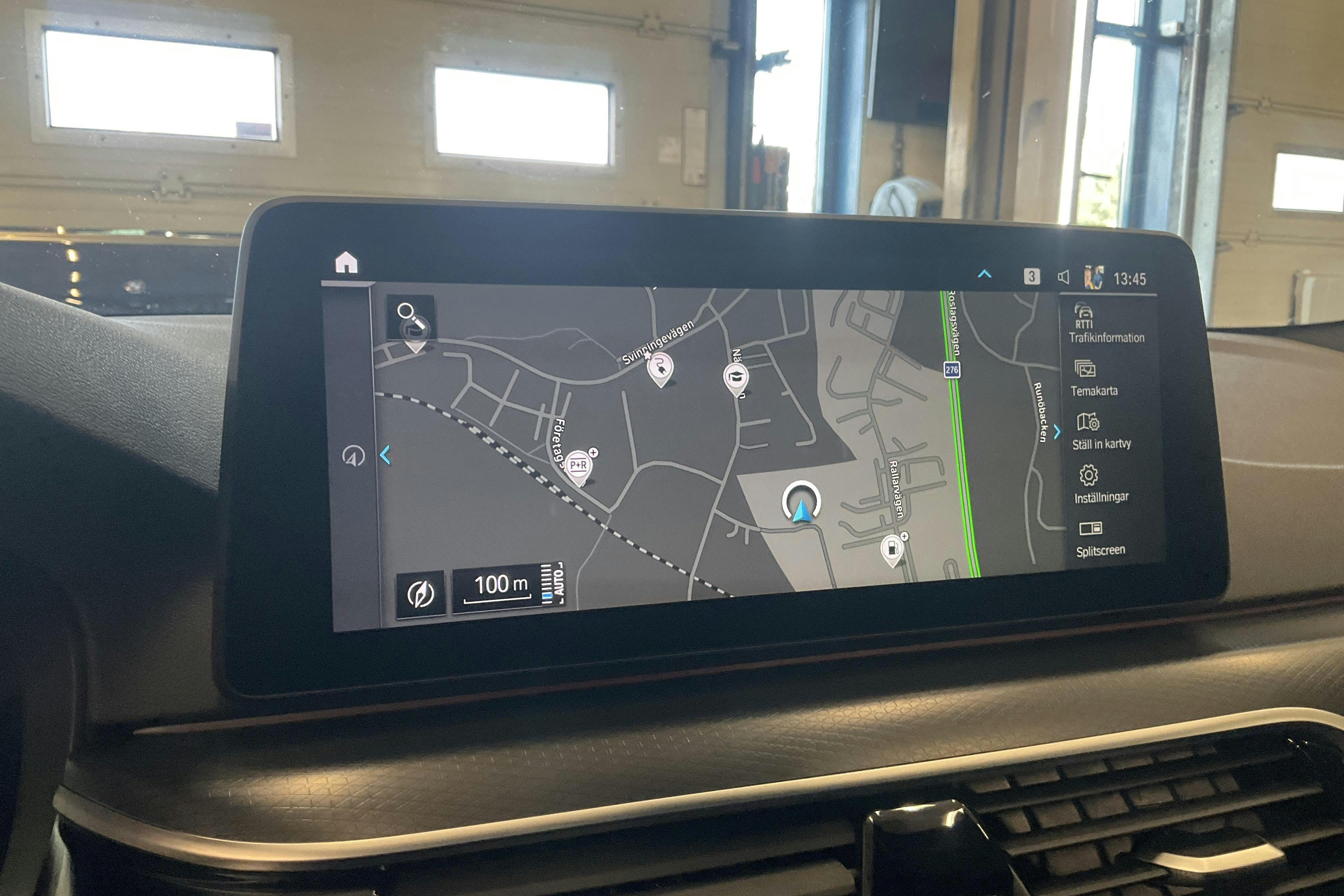 BMW 530e xDrive Touring, G31 12kWh LCI (292hk) - 42 590 km - Automatyczna - czarny - 2023