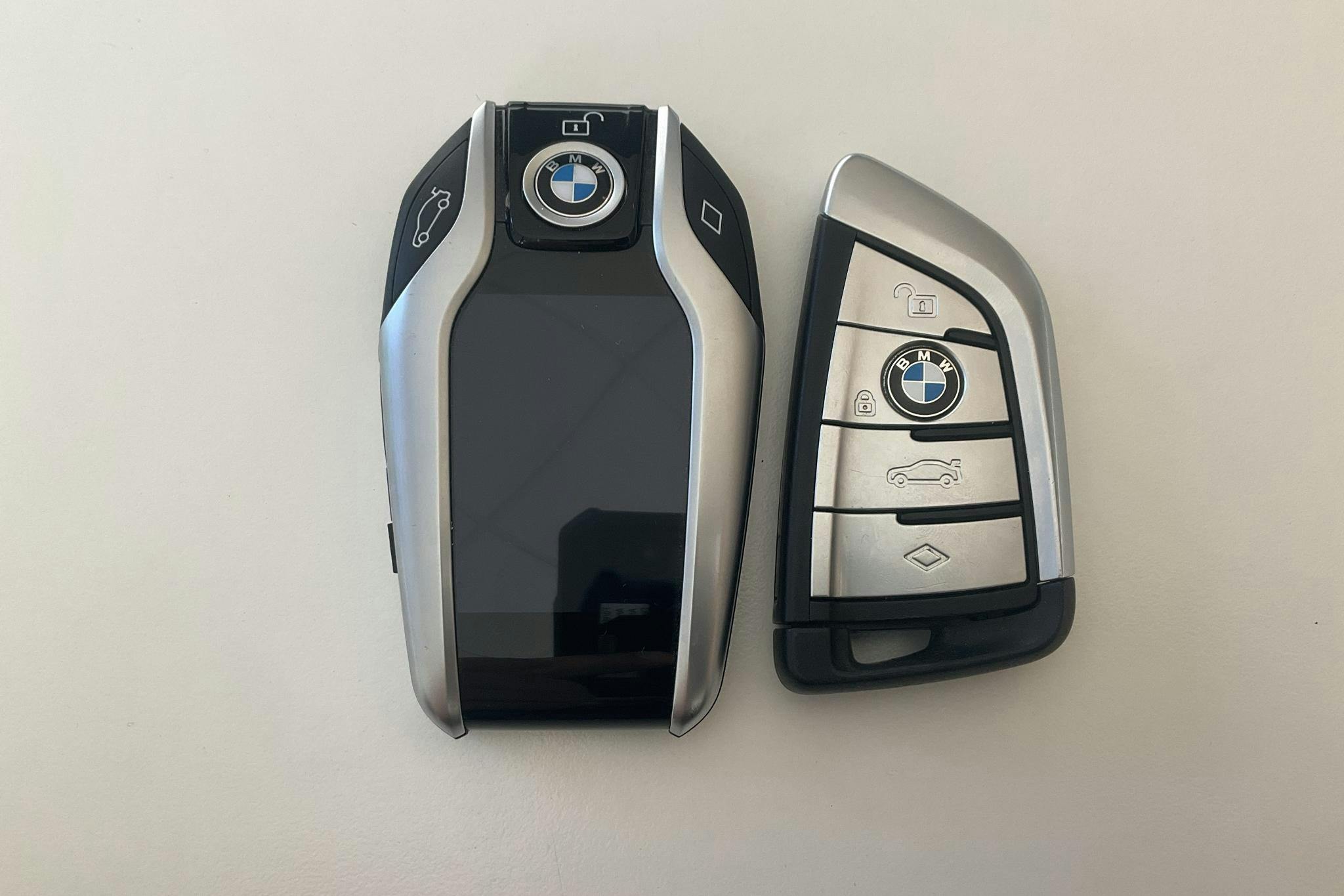BMW 530e xDrive Touring, G31 12kWh LCI (292hk) - 42 590 km - Automatyczna - czarny - 2023