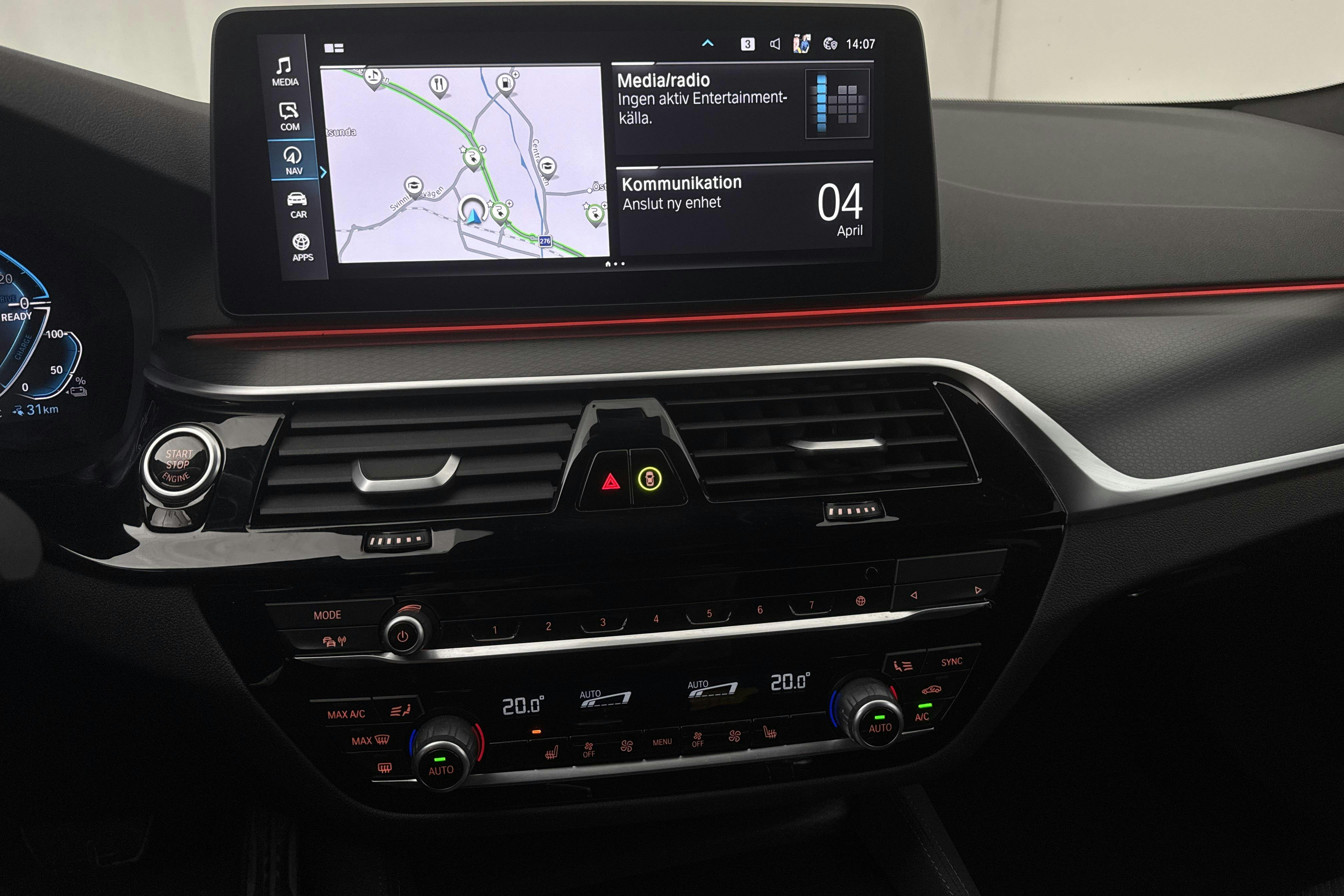 BMW 530e xDrive Touring, G31 12kWh LCI (292hk) - 42 590 km - Automatyczna - czarny - 2023