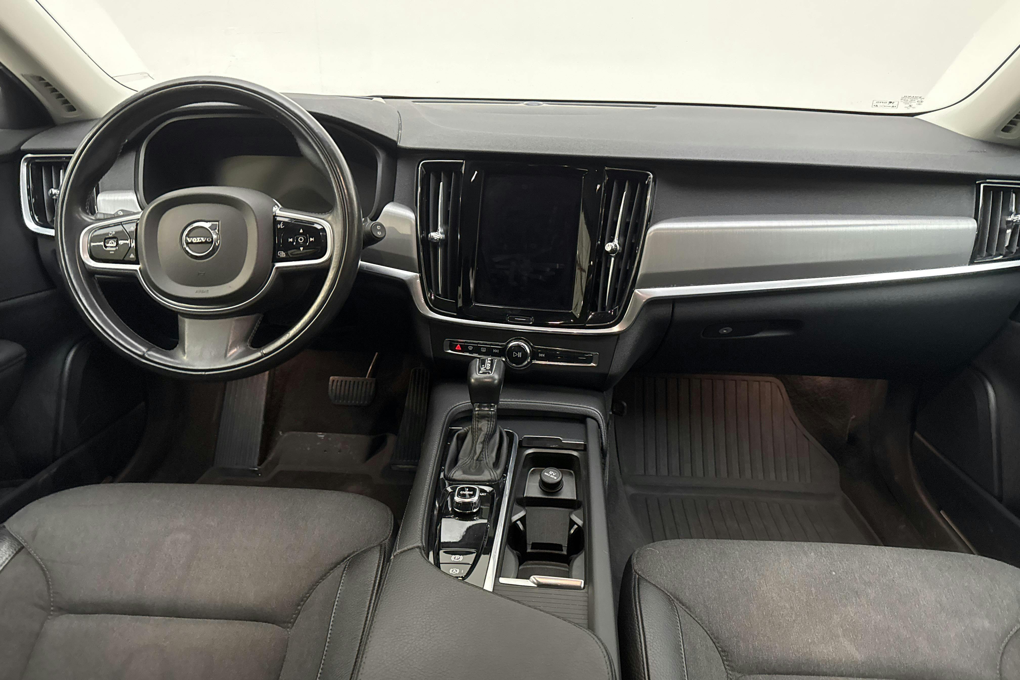 Volvo V90 D4 (190hk) - 128 270 km - Automatyczna - biały - 2017