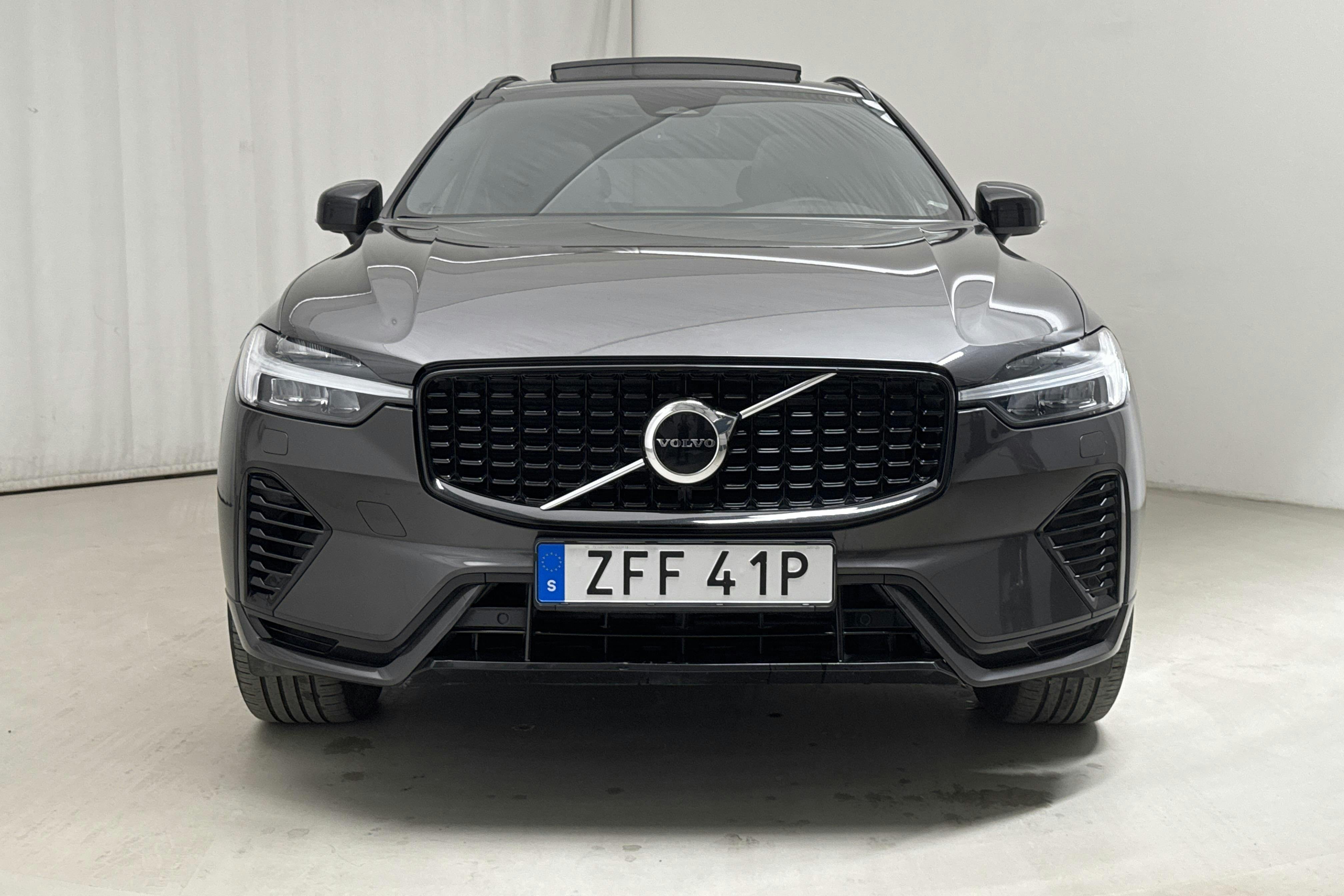 Volvo XC60 T6 AWD Recharge (350hk) - 60 690 km - Automatic - gray - 2022