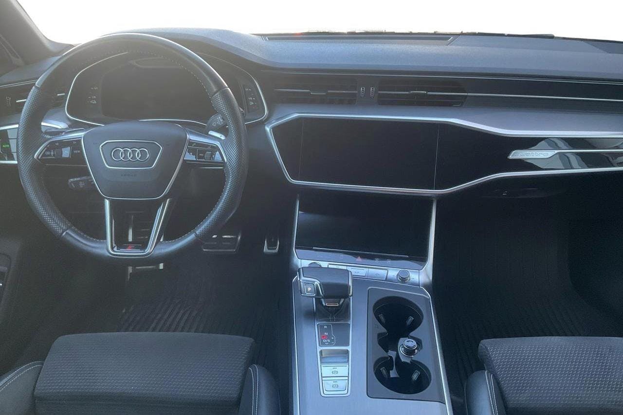 Audi A6 Avant 55 TFSI e quattro (367hk) - 16 246 mil - Automat - 2021