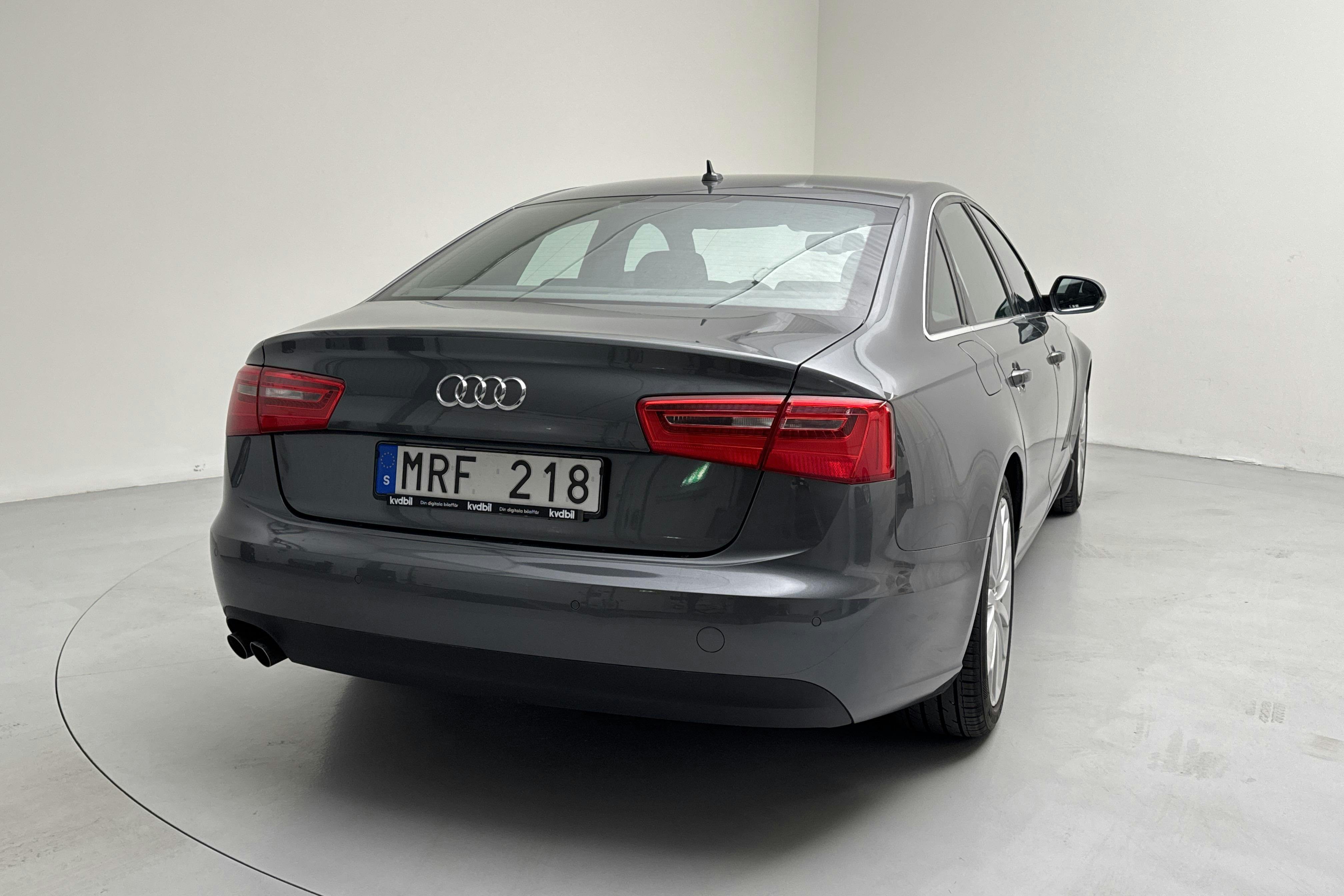 Audi A6 2.0 TDI (177hk) - 232 260 km - Manual - gray - 2011