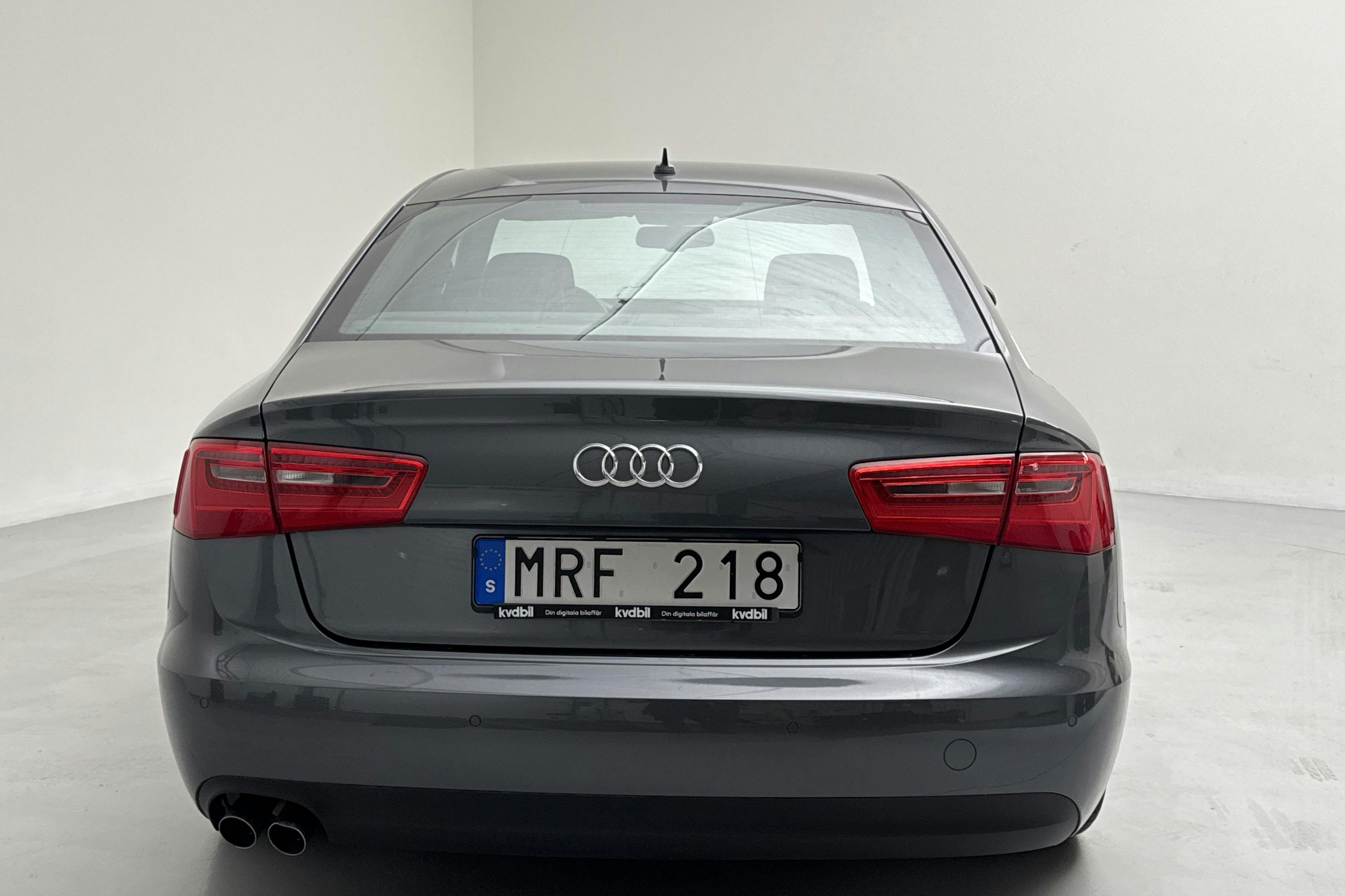 Audi A6 2.0 TDI (177hk) - 232 260 km - Manual - gray - 2011