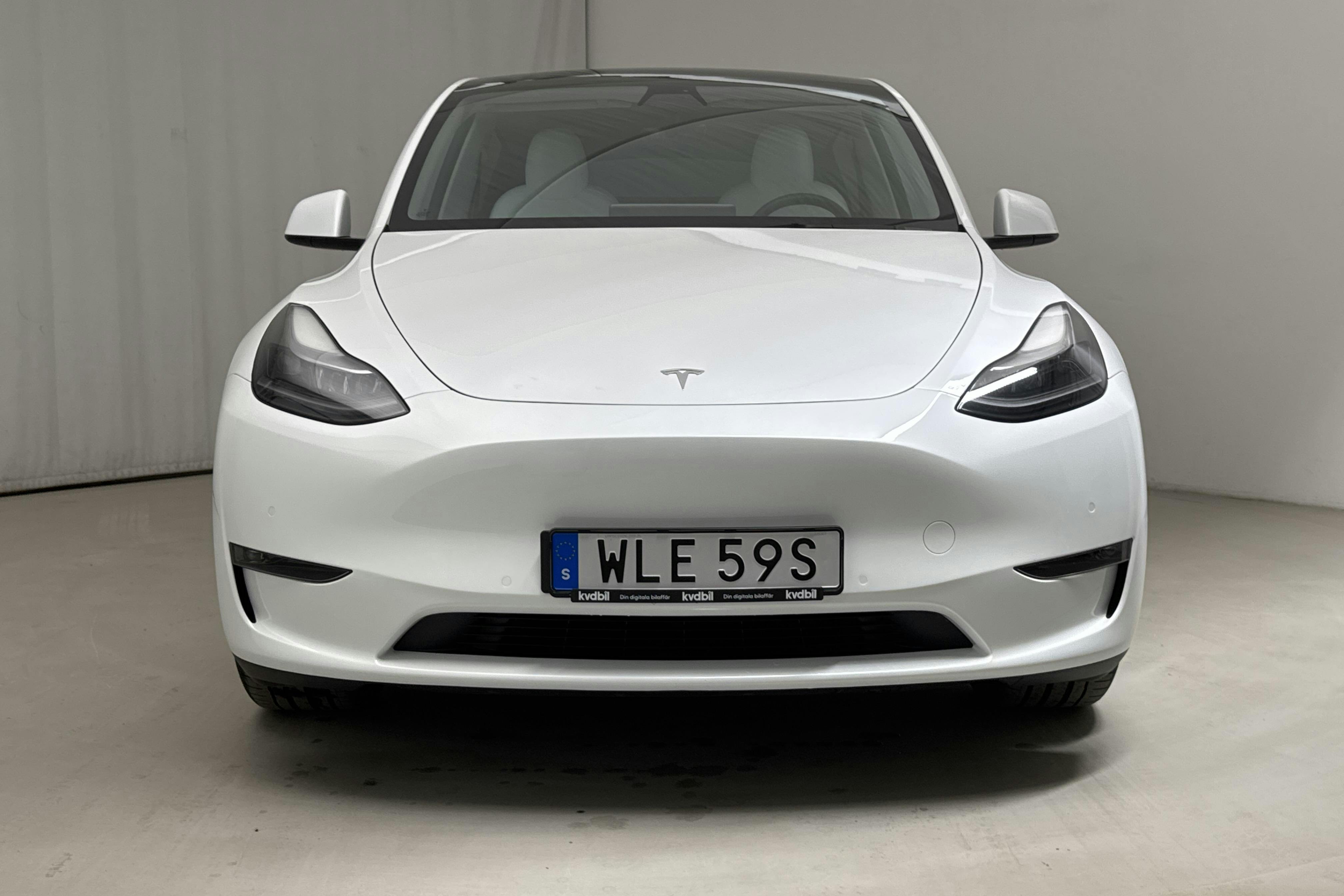 Tesla Model Y Long Range Dual Motor AWD - 2 674 mil - Automat - vit - 2022