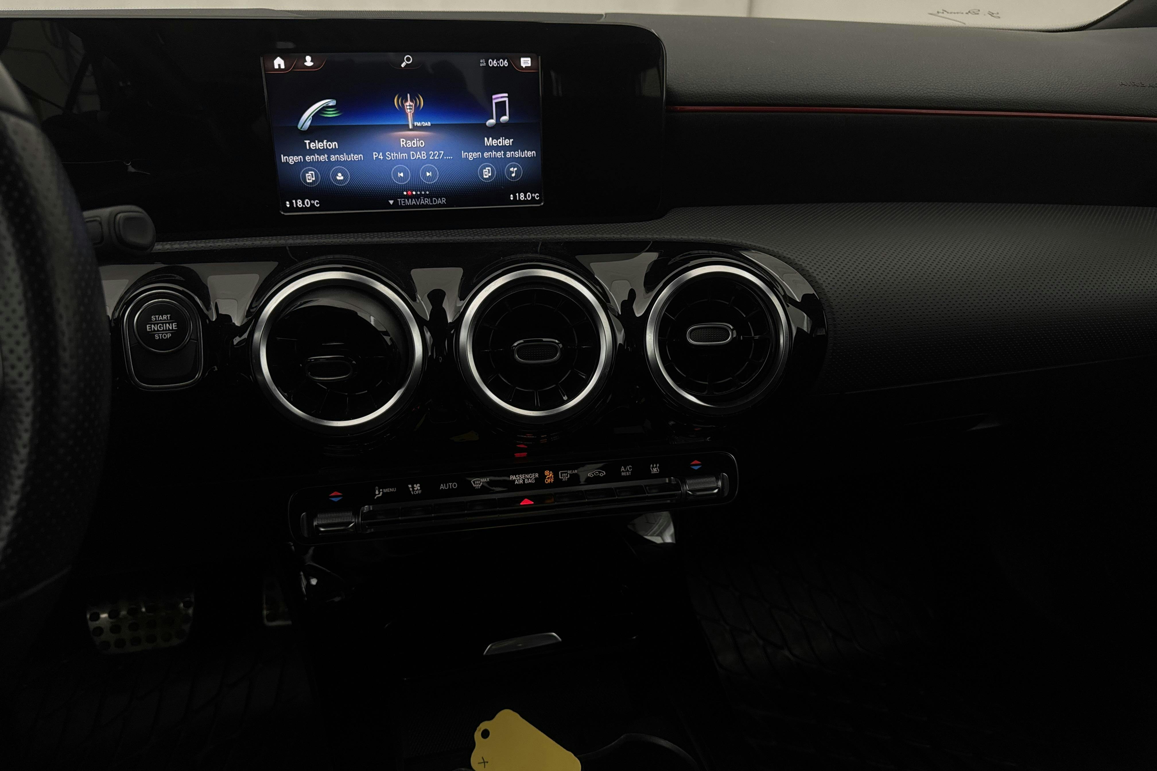 Mercedes A 250 e Sedan V177 (224hk) - 72 460 km - Automatic - black - 2021