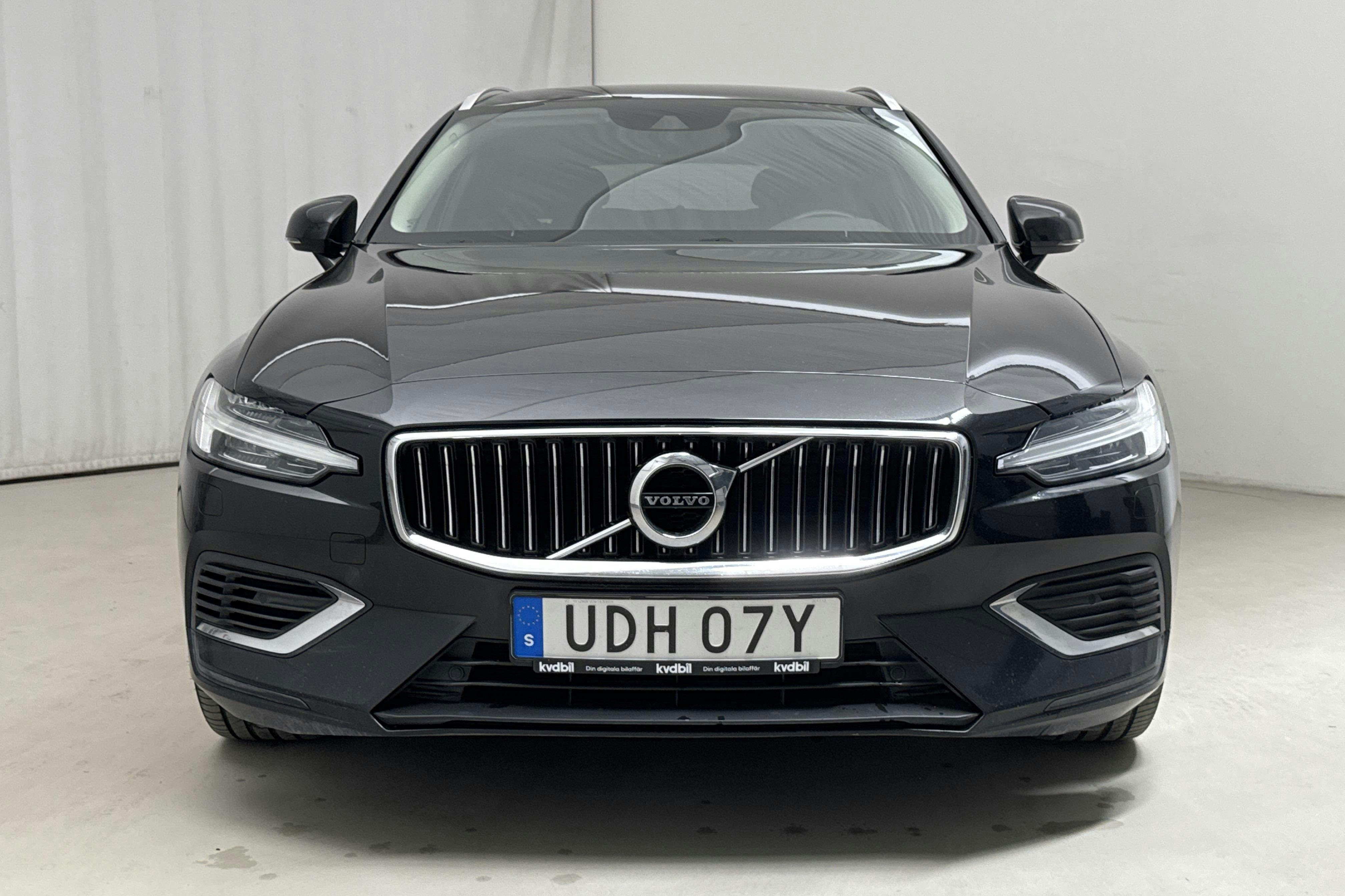 Volvo V60 T6 AWD Twin Engine (340hk) - 172 000 km - Automatic - black - 2021