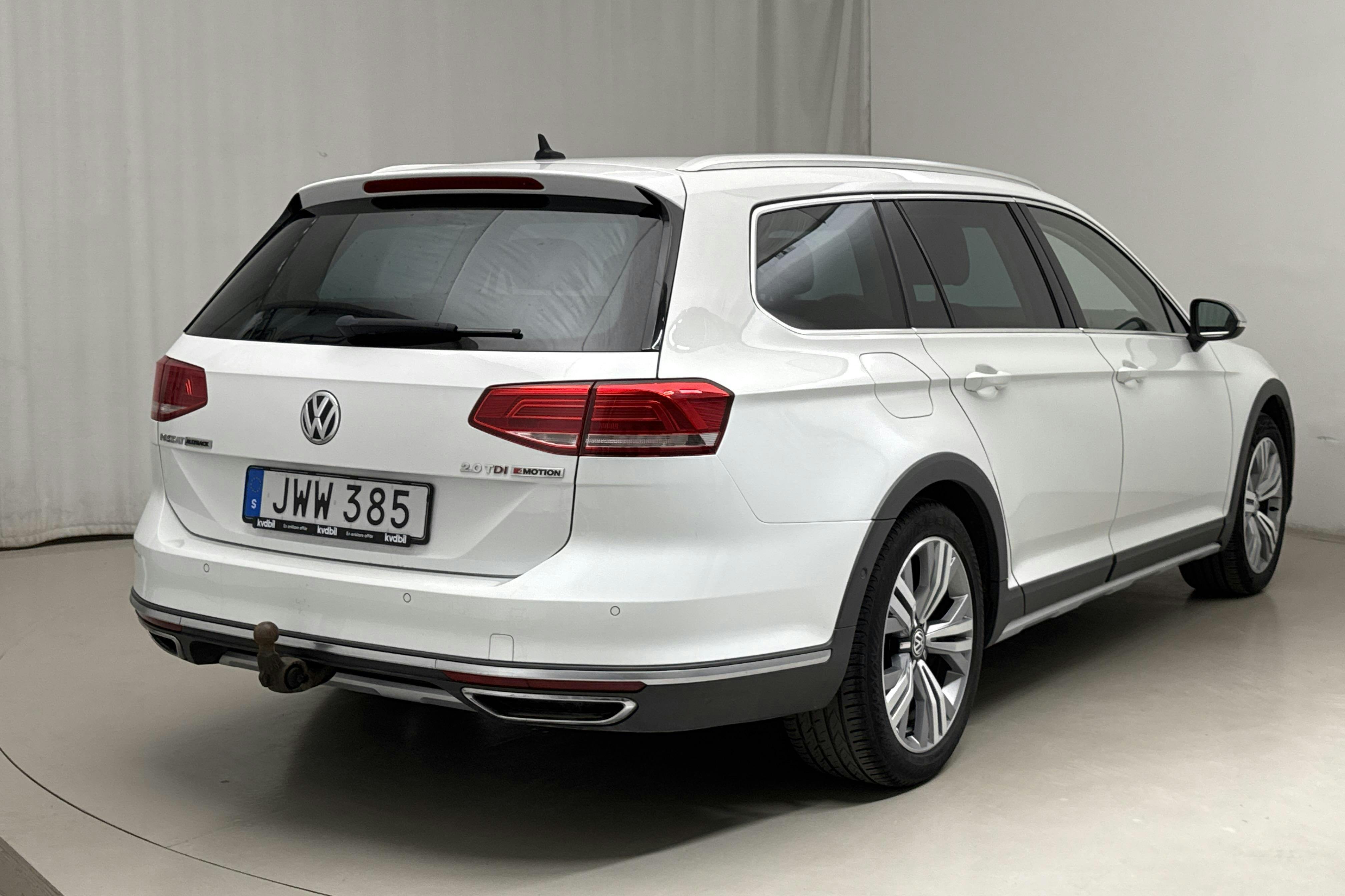 VW Passat Alltrack 2.0 TDI 4MOTION (190hk) - 26 569 mil - Automat - vit - 2016