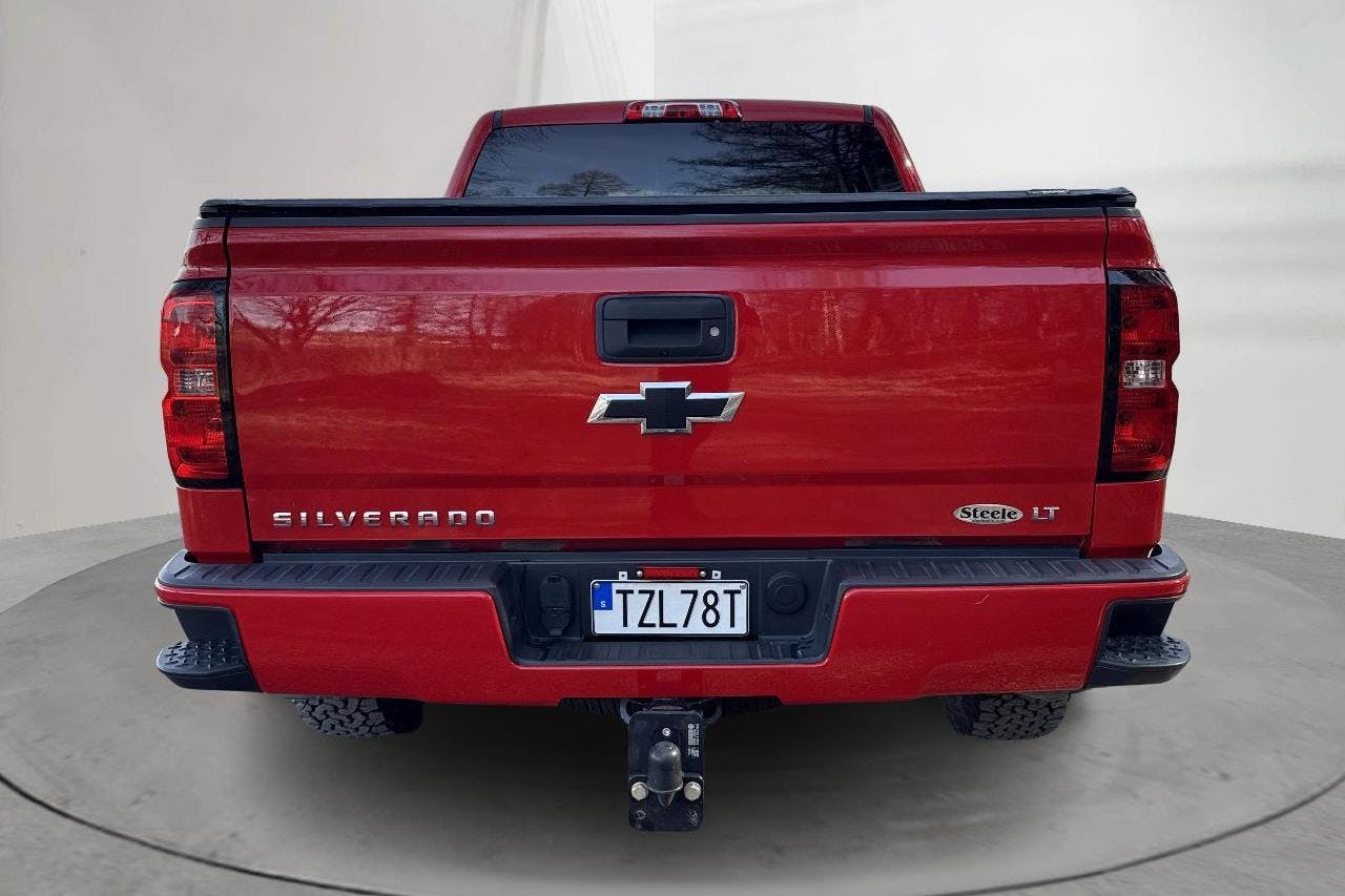 Chevrolet Silverado 1500 Crew Cab 5.3 (360hk) - 157 390 km - Automatyczna - czerwony - 2018