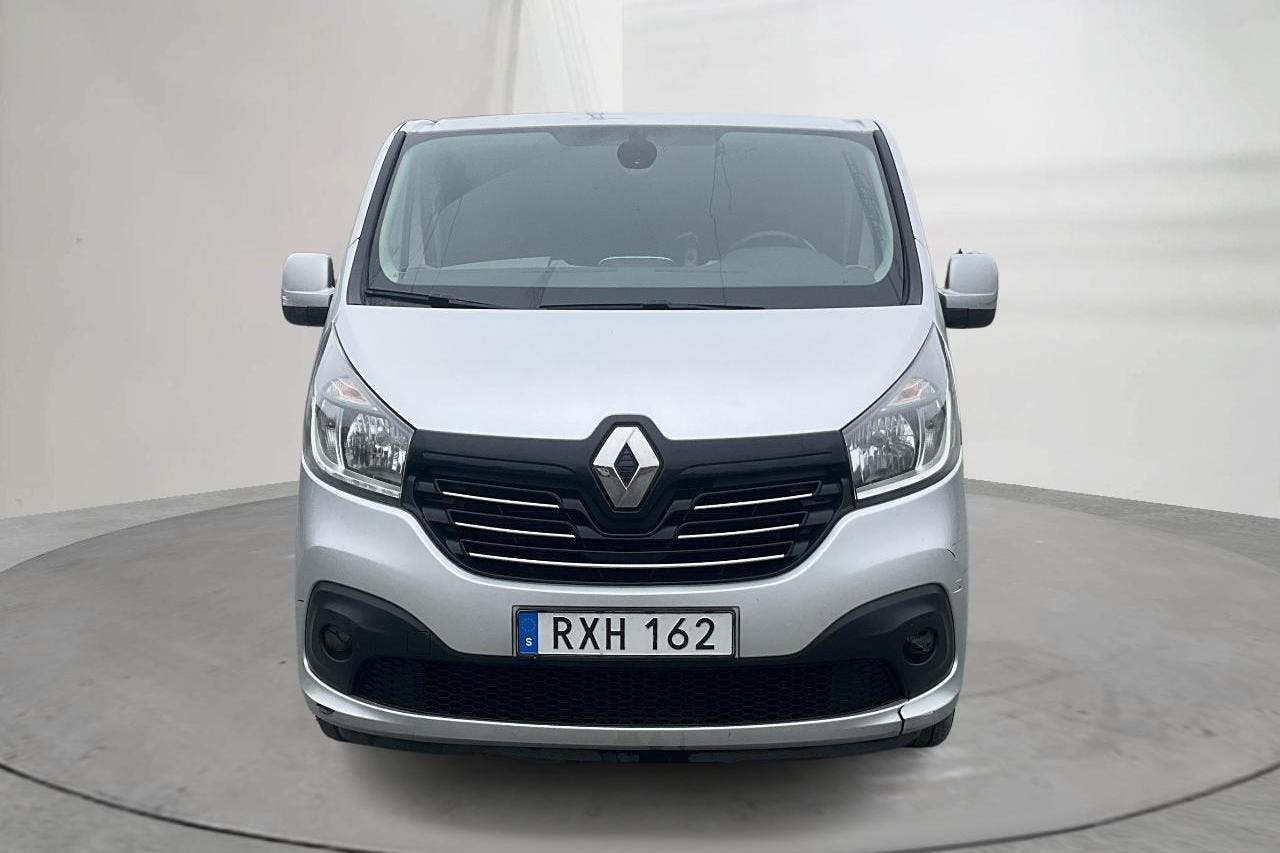 Renault Trafic 1.6 dCi Skåp (120hk) - 189 230 km - Käsitsi - hõbe - 2015