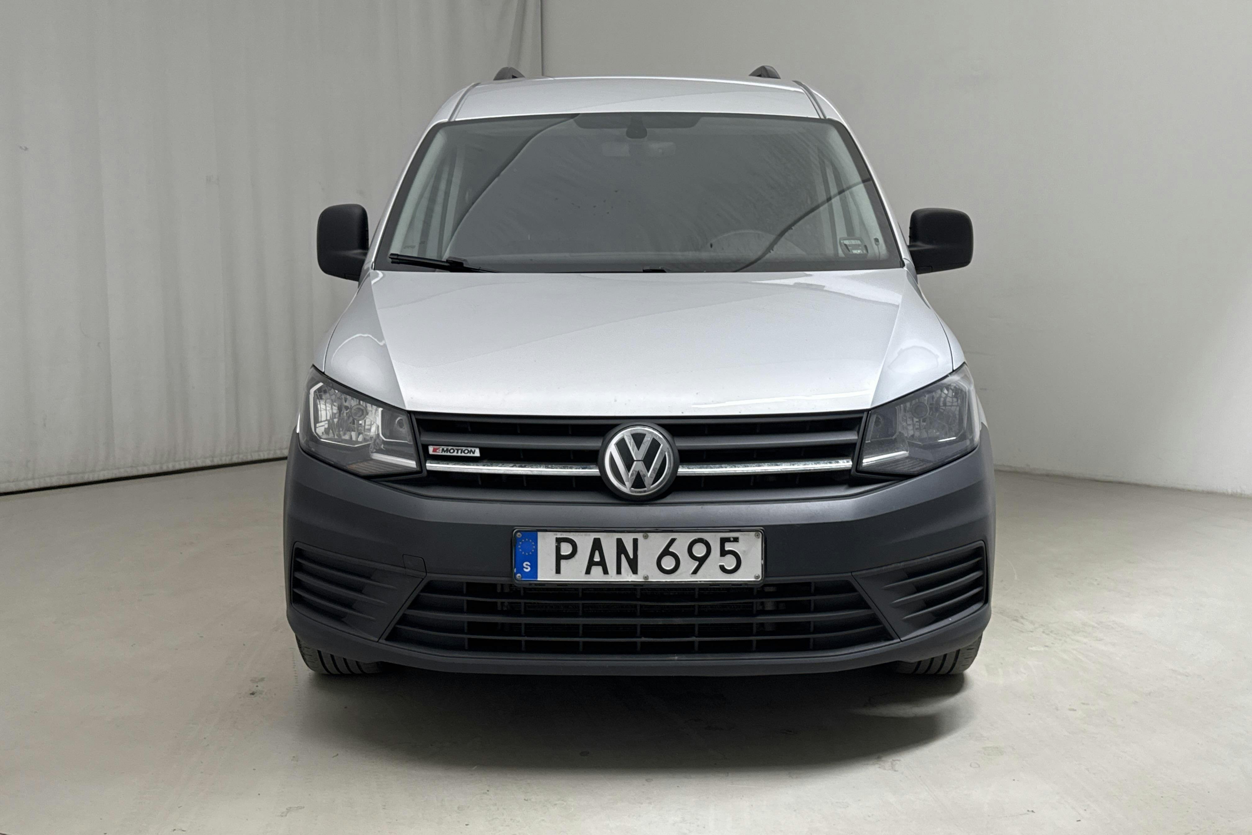 VW Caddy 2.0 TDI Maxi Skåp 4MOTION (150hk) - 202 640 km - Automaattinen - hopea - 2018
