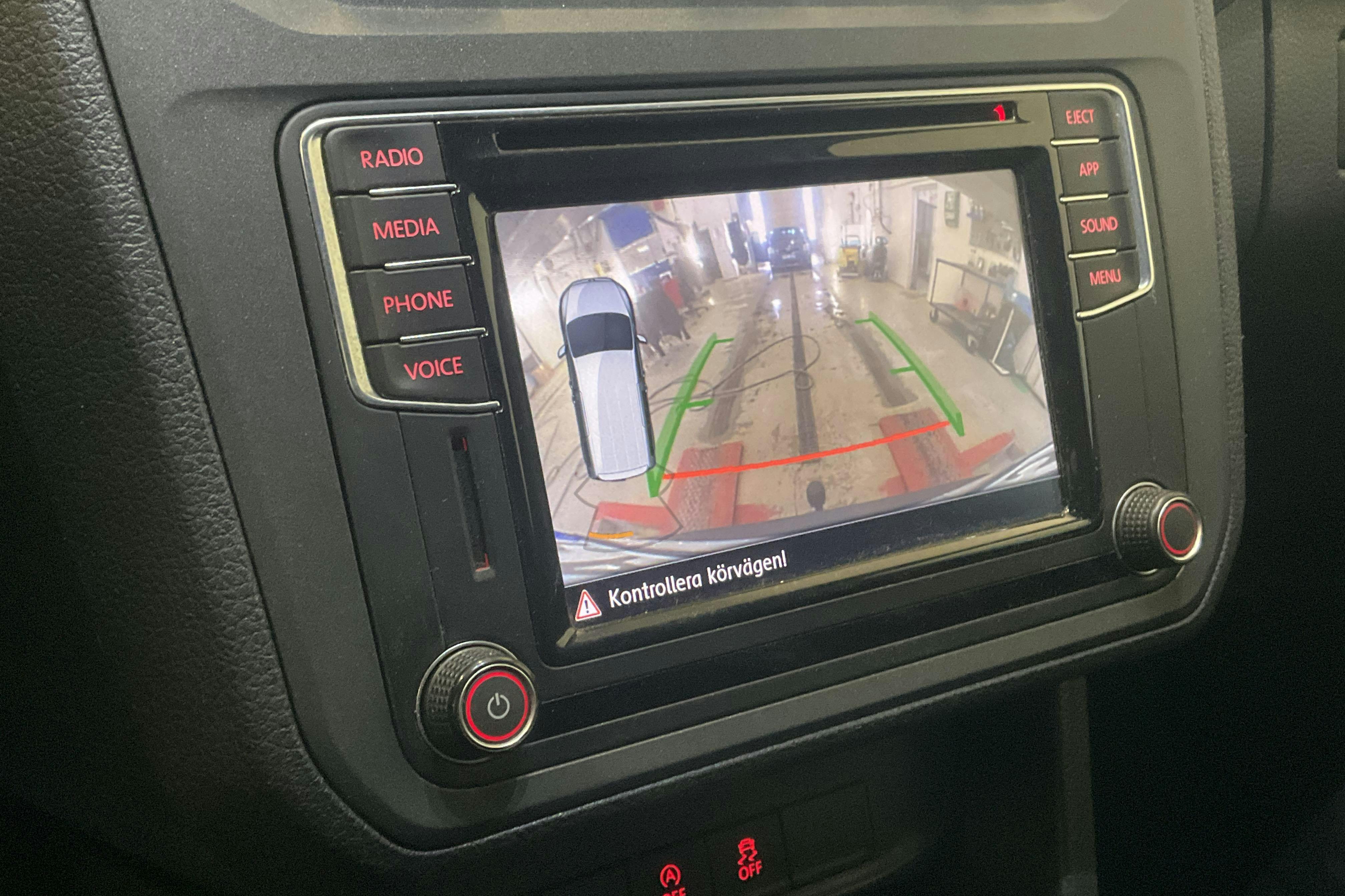 VW Caddy 2.0 TDI Maxi Skåp 4MOTION (150hk) - 202 640 km - Automaattinen - hopea - 2018