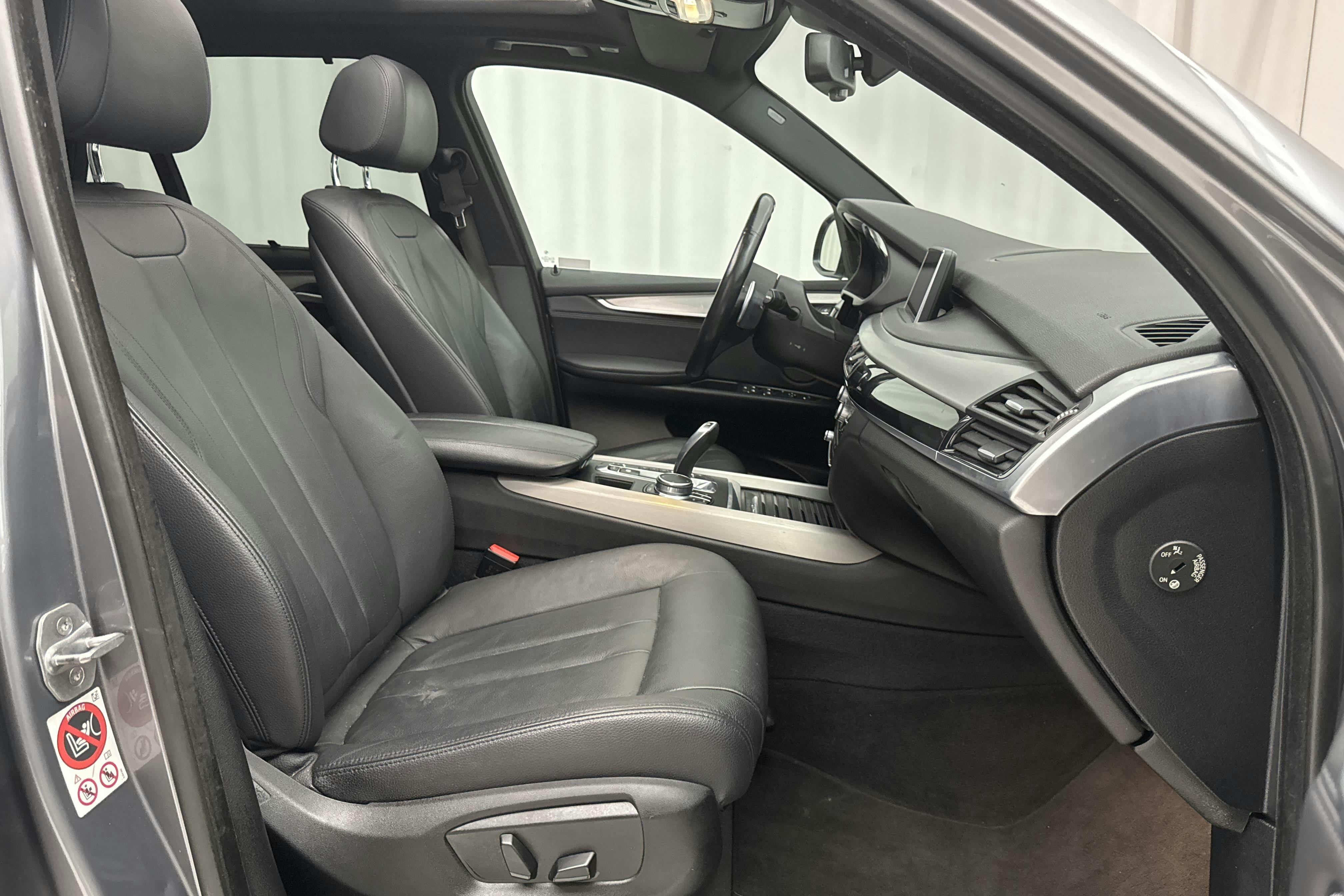BMW X5 xDrive40e, F15 (313hk) - 89 450 km - Automatic - gray - 2017