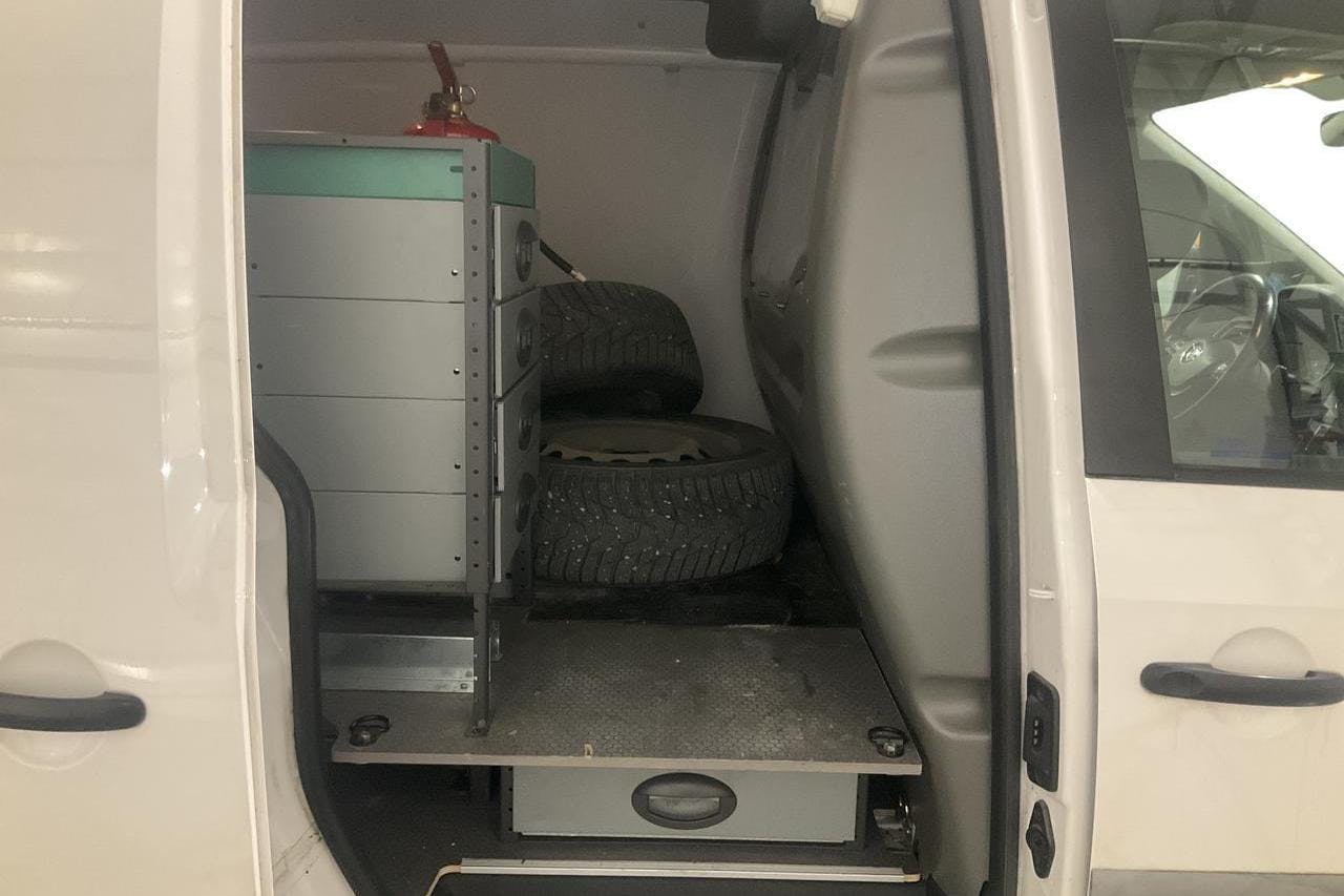 VW Caddy 2.0 TDI Skåp 4MOTION (150hk) - 169 840 km - Automaattinen - valkoinen - 2017