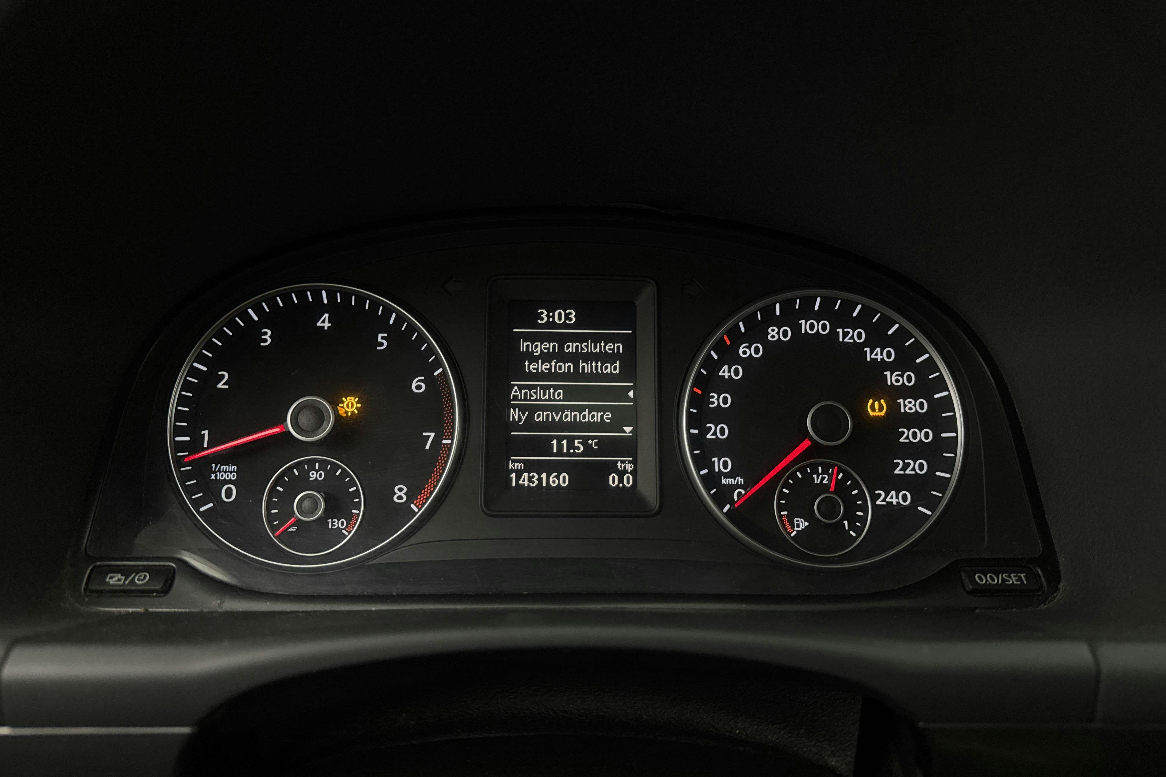 VW Touran 1.4 TSI (140hk) - 143 160 km - Käsitsi - Dark Grey - 2014