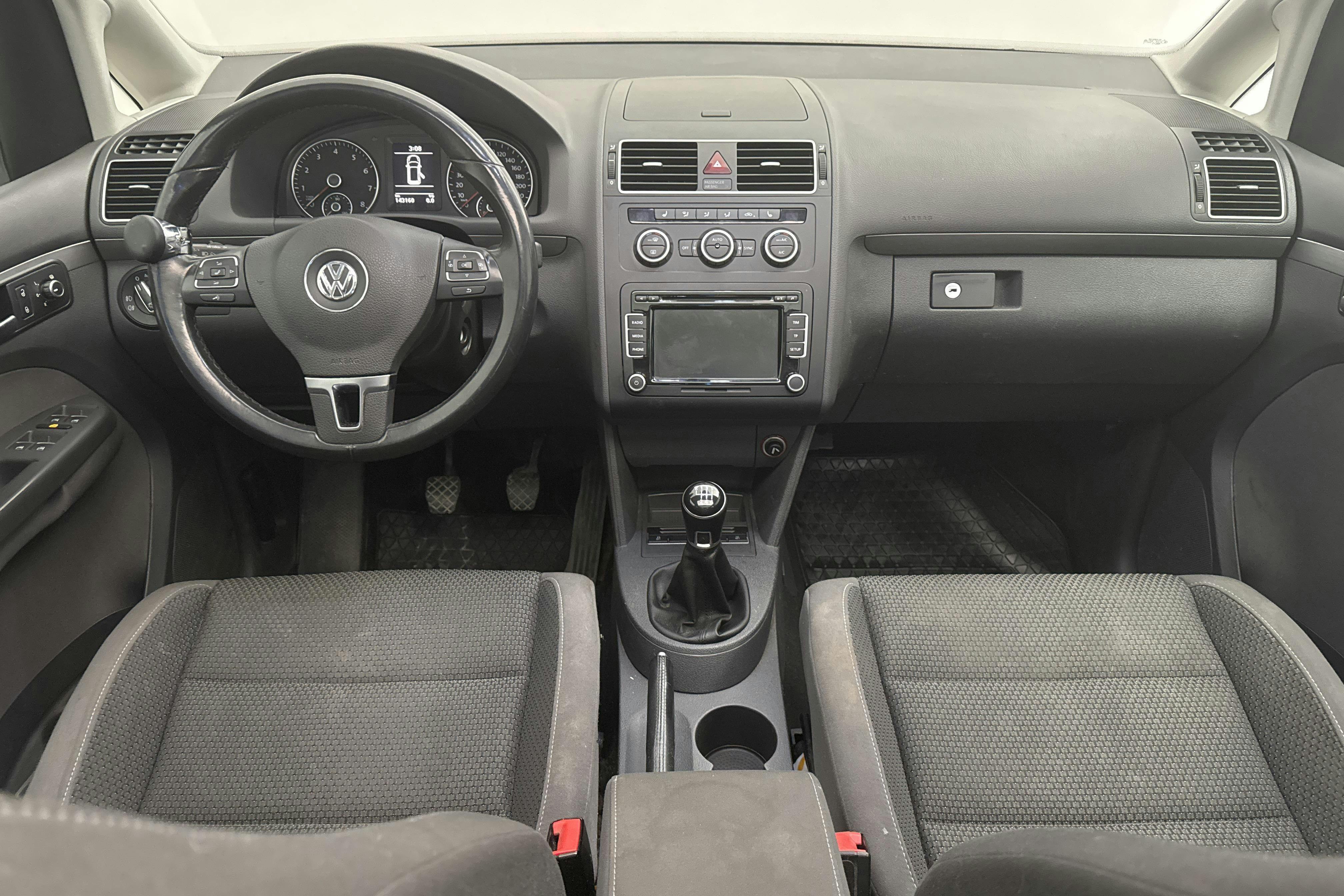 VW Touran 1.4 TSI (140hk) - 143 160 km - Käsitsi - Dark Grey - 2014