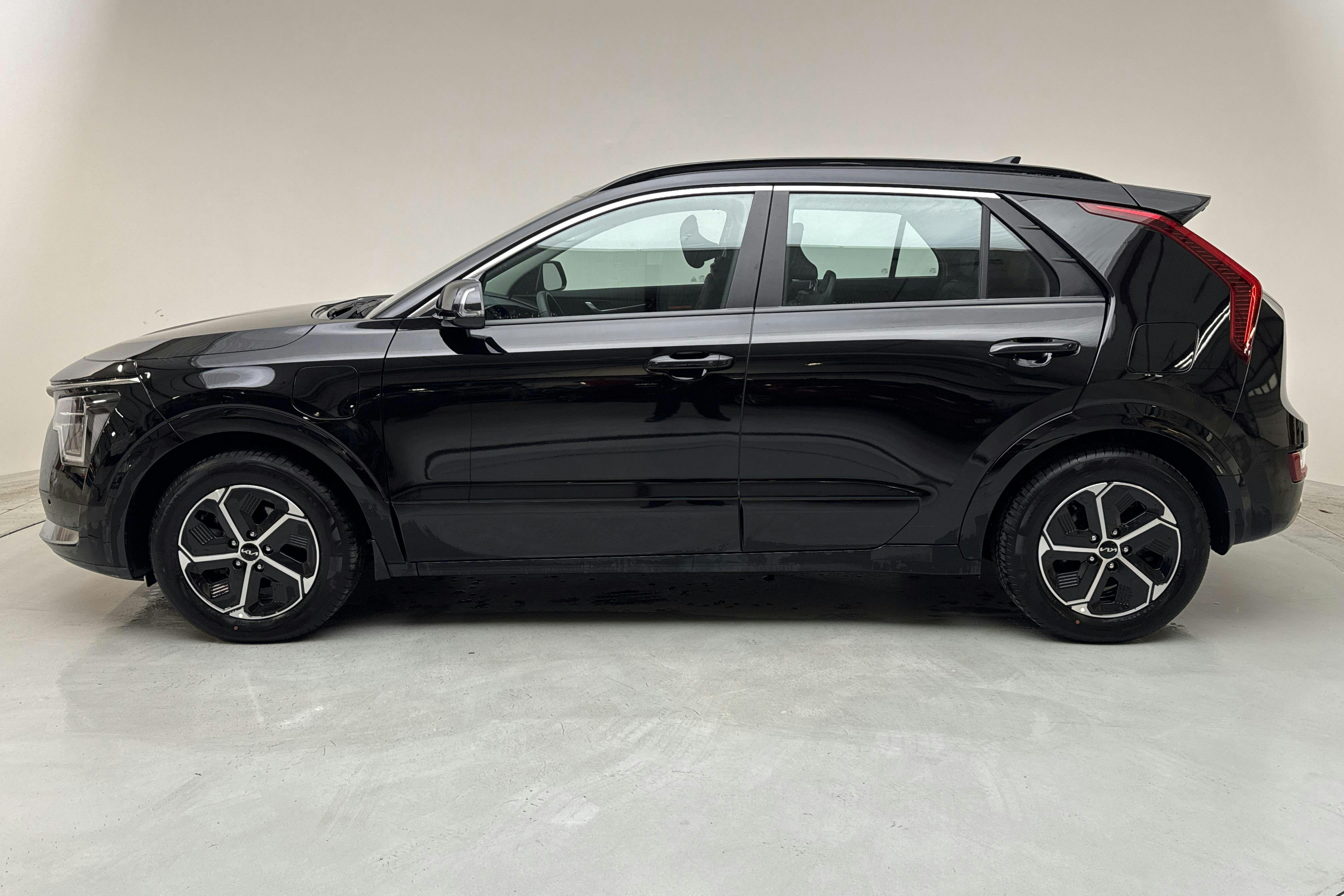 KIA Niro Plug-in Hybrid (183hk) - 28 240 km - Automatic - black - 2024