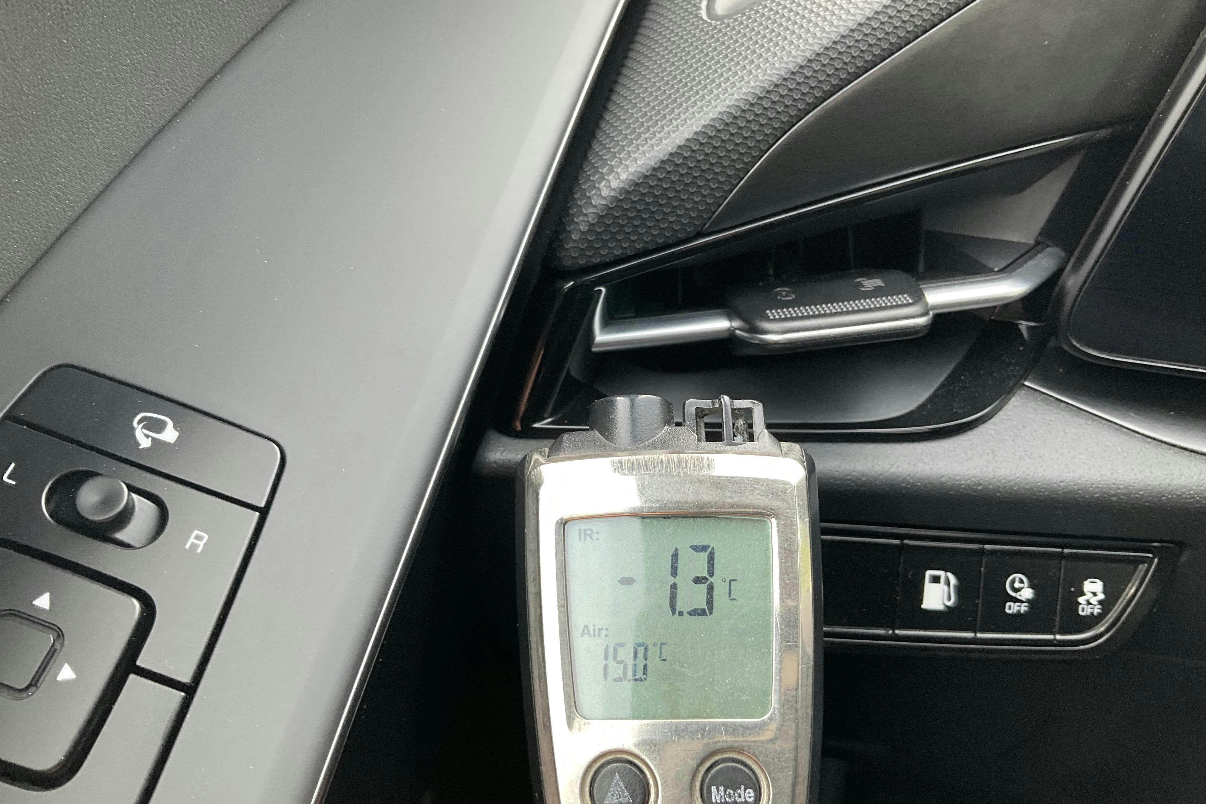 KIA Niro Plug-in Hybrid (183hk) - 28 240 km - Automatic - black - 2024