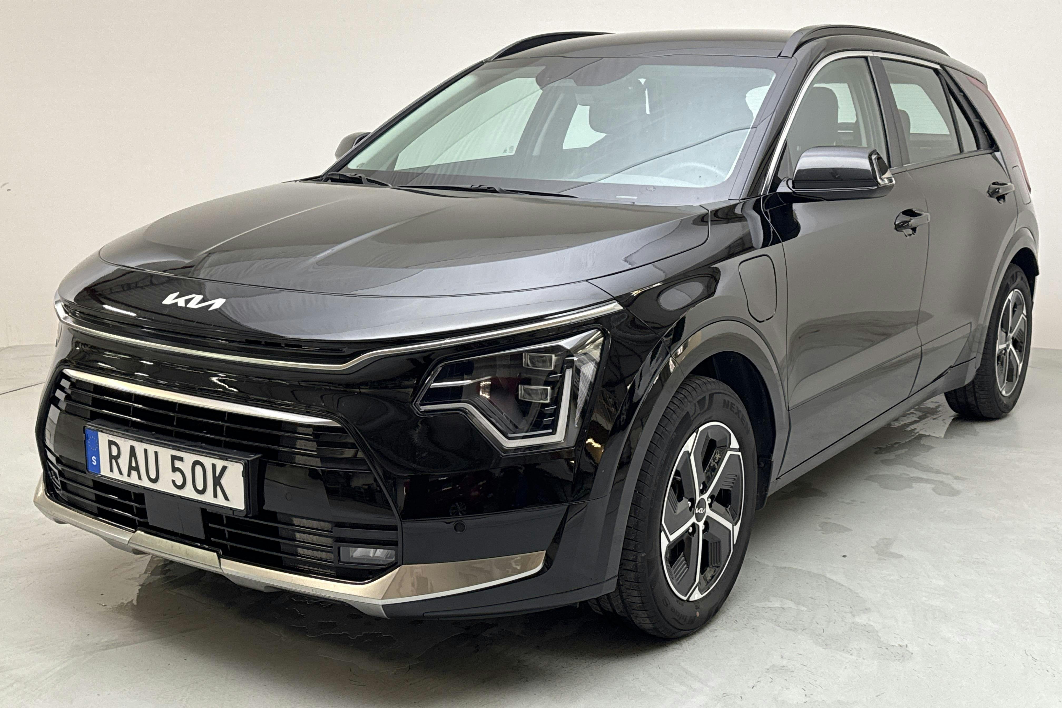 KIA Niro Plug-in Hybrid (183hk) - 2 824 mil - Automat - svart - 2024