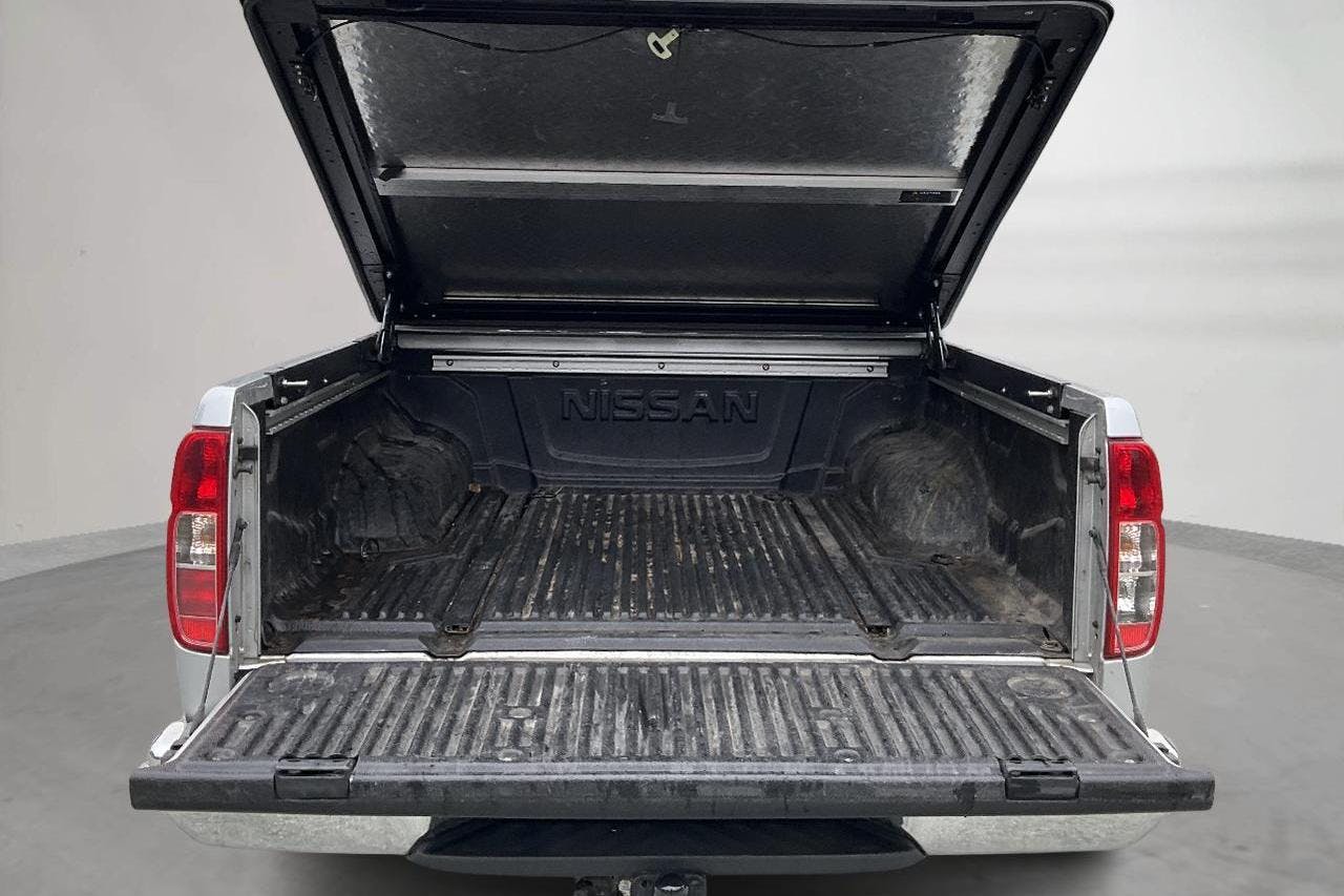 Nissan Navara 3.0 dCi V6 (231hk) - 220 300 km - Automatic - silver - 2016