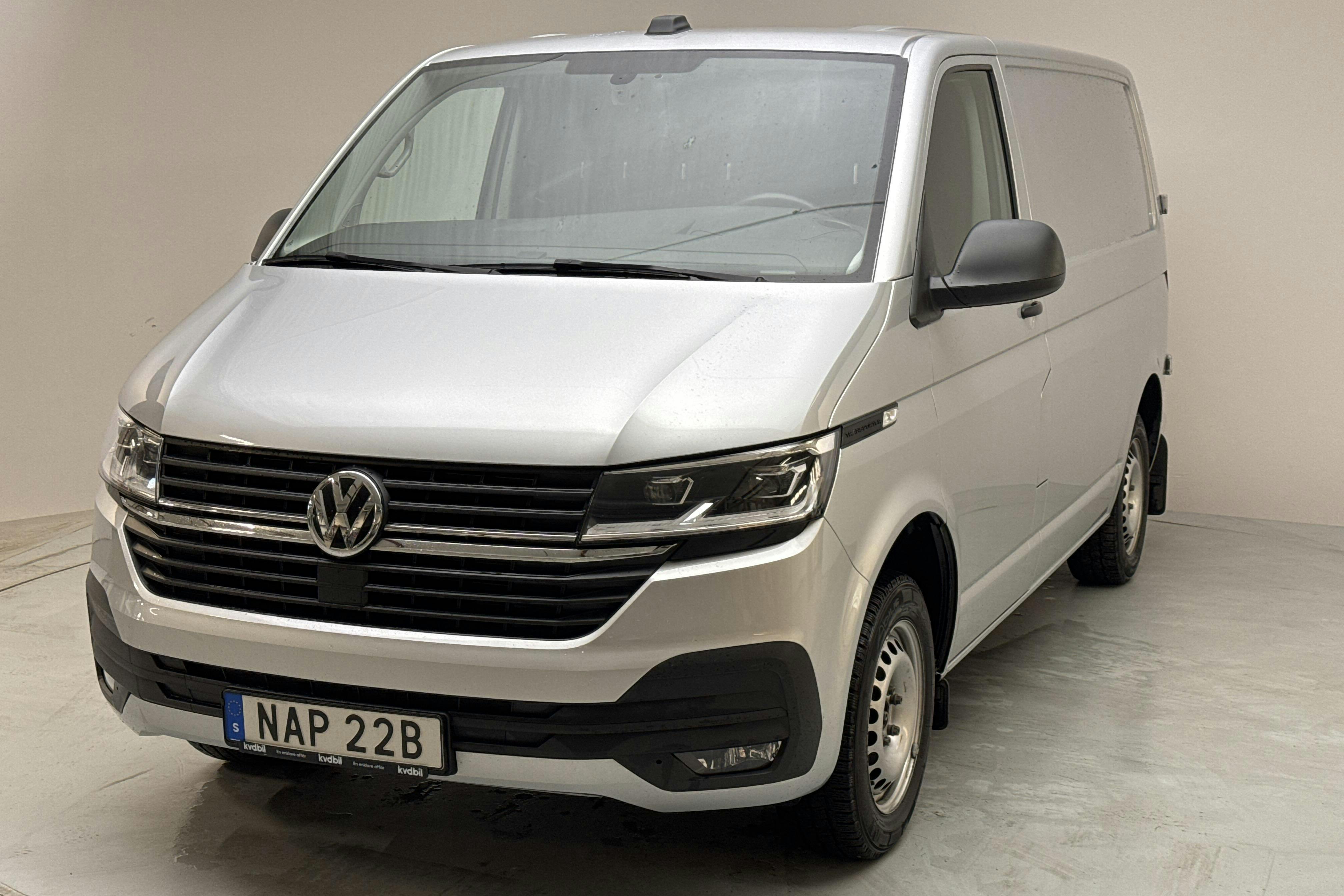 VW Transporter T6 2.0 TDI BMT Skåp (150hk) - 6 184 mil - Automat - silver - 2021