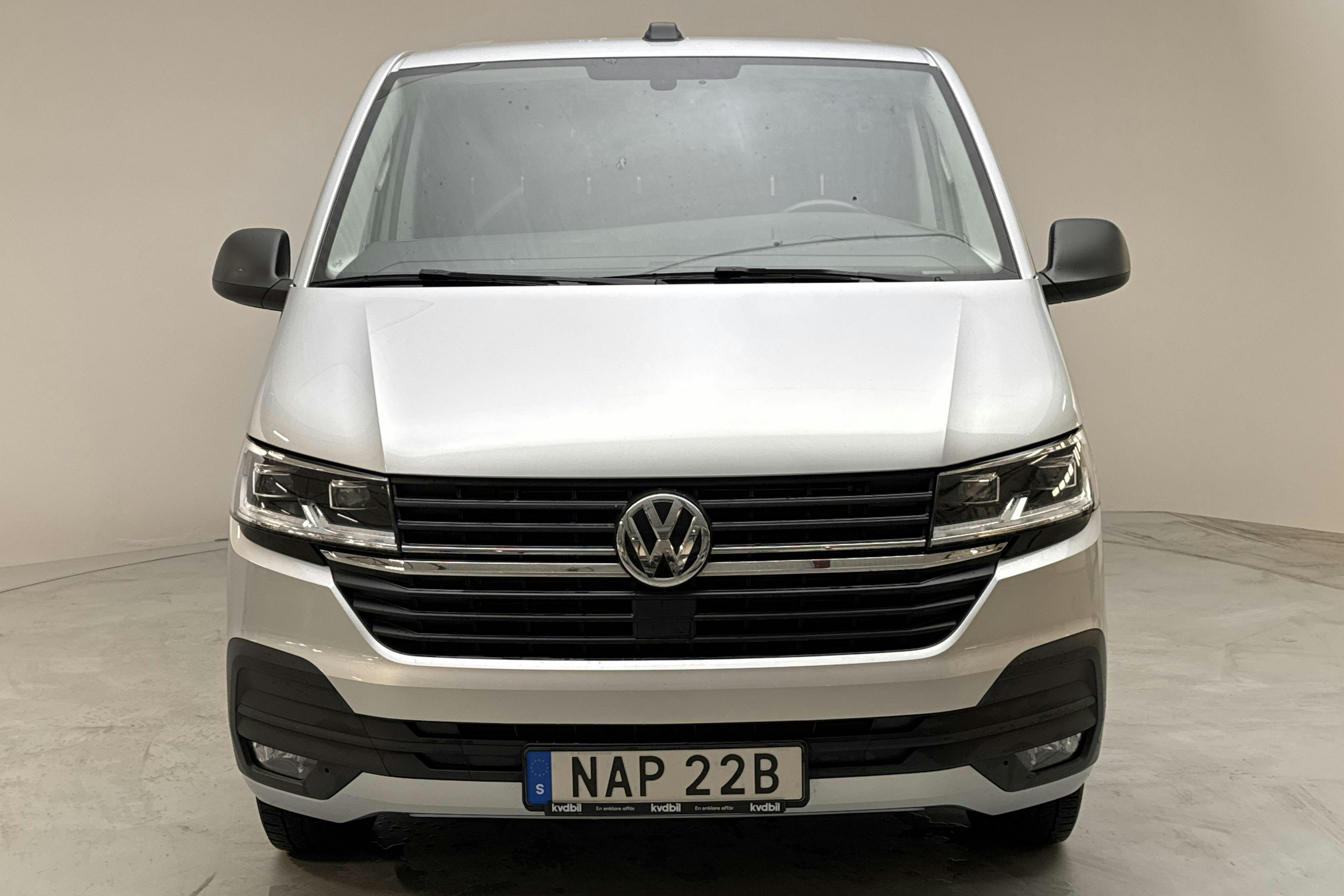 VW Transporter T6 2.0 TDI BMT Skåp (150hk) - 6 184 mil - Automat - silver - 2021
