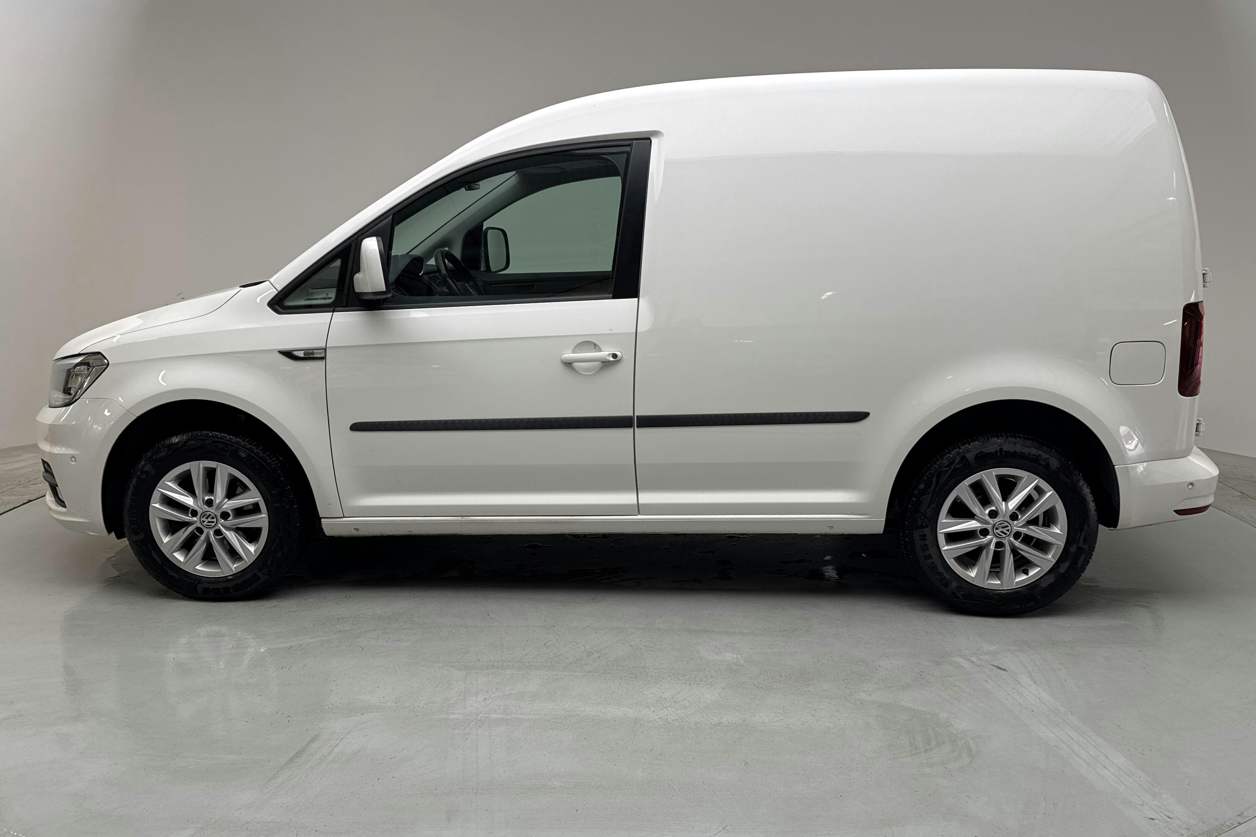 VW Caddy 2.0 TDI Skåp (102hk) - 67 360 km - Automatyczna - biały - 2020